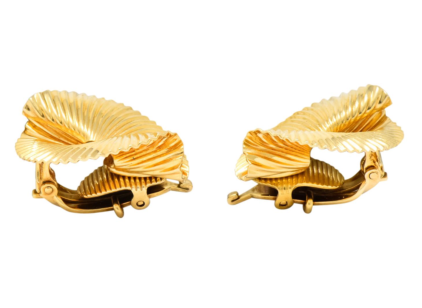 Tiffany & Co. 1950s Retro 14 Karat Gold Foliate Ear-Clip Earrings 3