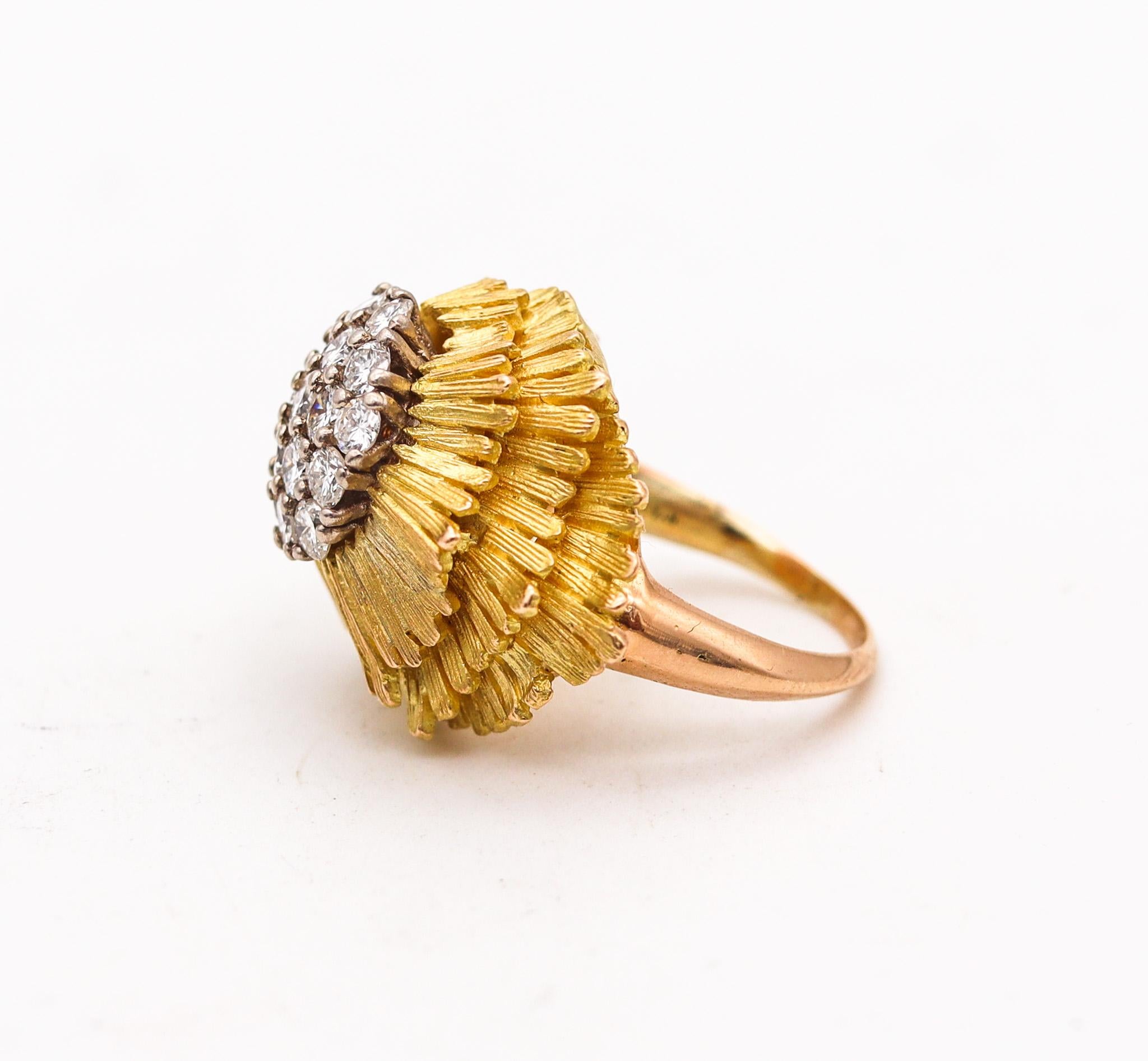 Modernist Tiffany & Co. 1960 Cluster Cocktail Ring In 18Kt Gold With 1.74 Ctw In Diamonds
