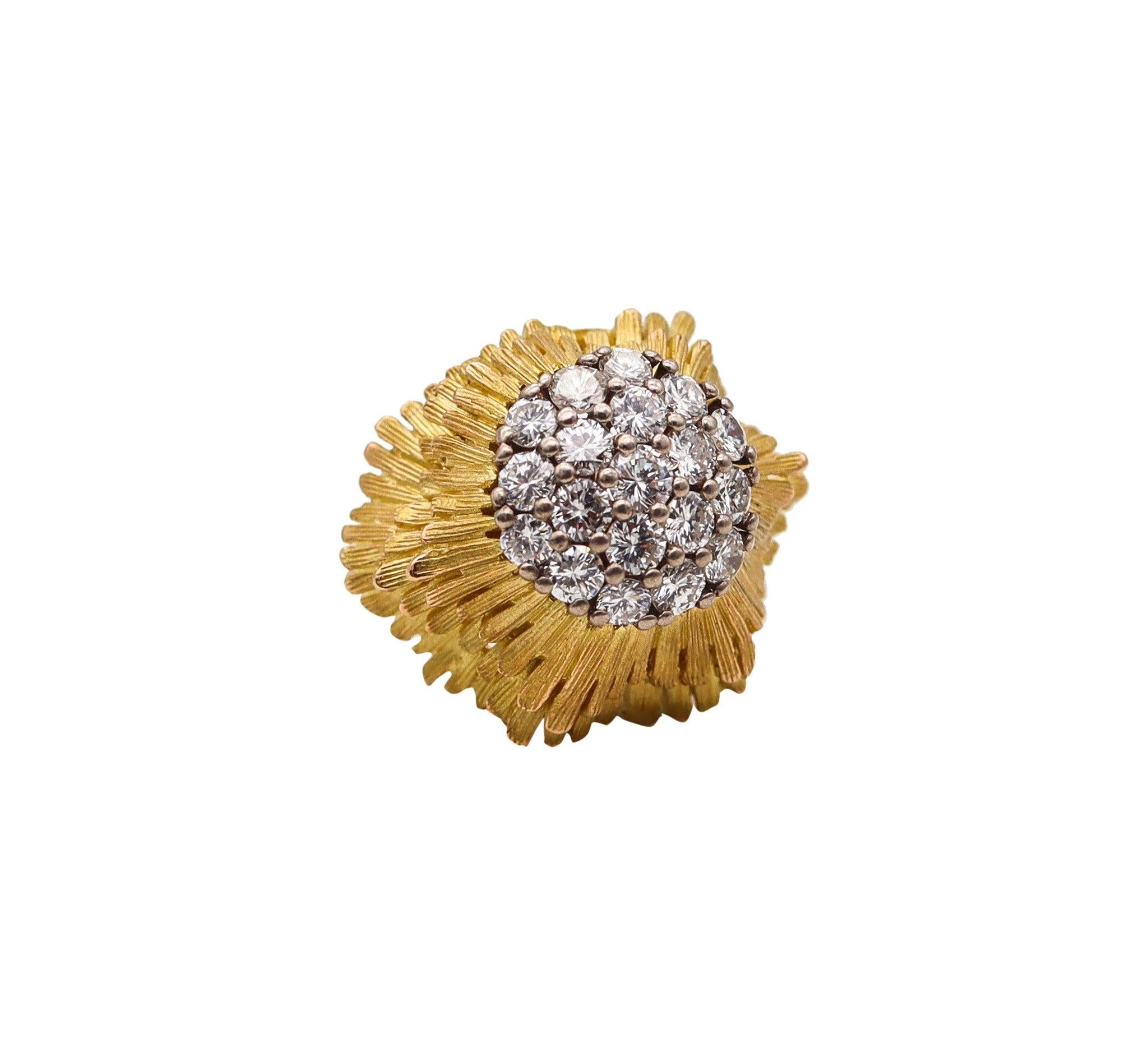 Women's TIFFANY & CO. 1960 Cluster Cocktail Ring In 18Kt Gold With 1.74 Ctw In Diamonds