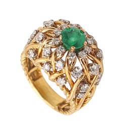 TIFFANY & CO. 1960 Cocktail Ring In 18Kt Gold With 1.89 Ctw Emerald And Diamonds