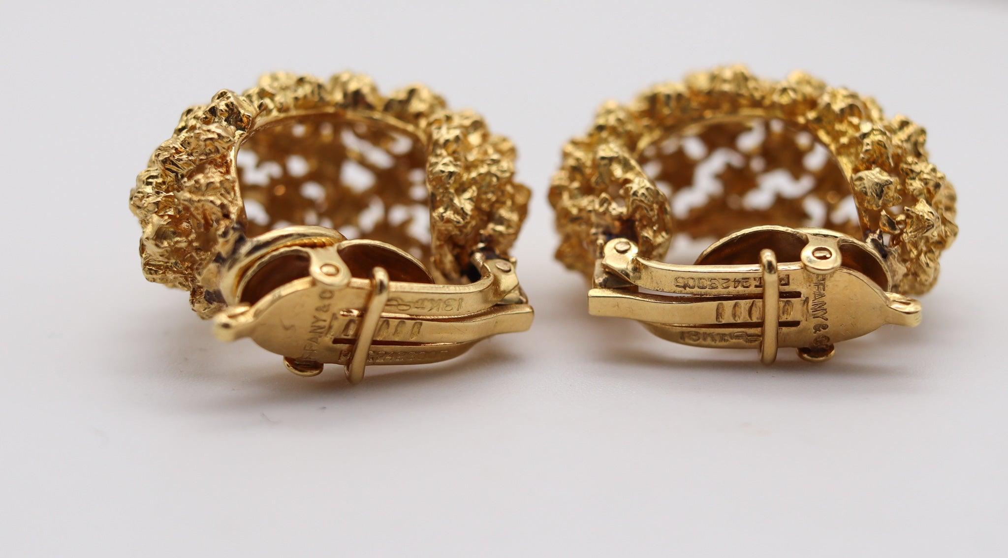 Donna TIFFANY & CO. 1960 George Schuler Orecchini a cerchio in oro giallo massiccio 18Kt in vendita