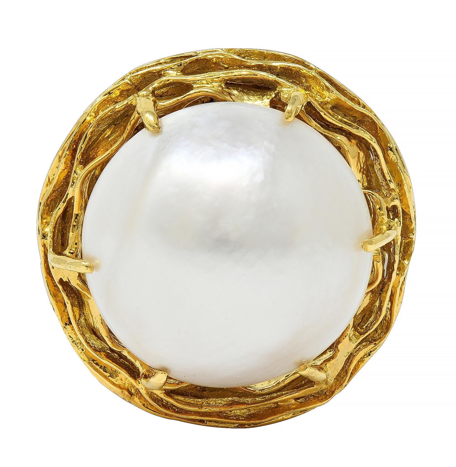 Round Cut Tiffany & Co. 1960's Mabé Pearl 18 Karat Yellow Gold Vintage Nest Ring For Sale