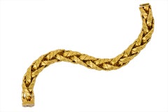 Tiffany & Co. 1960s Vintage 18 Karat Gold Barrel Link Bracelet