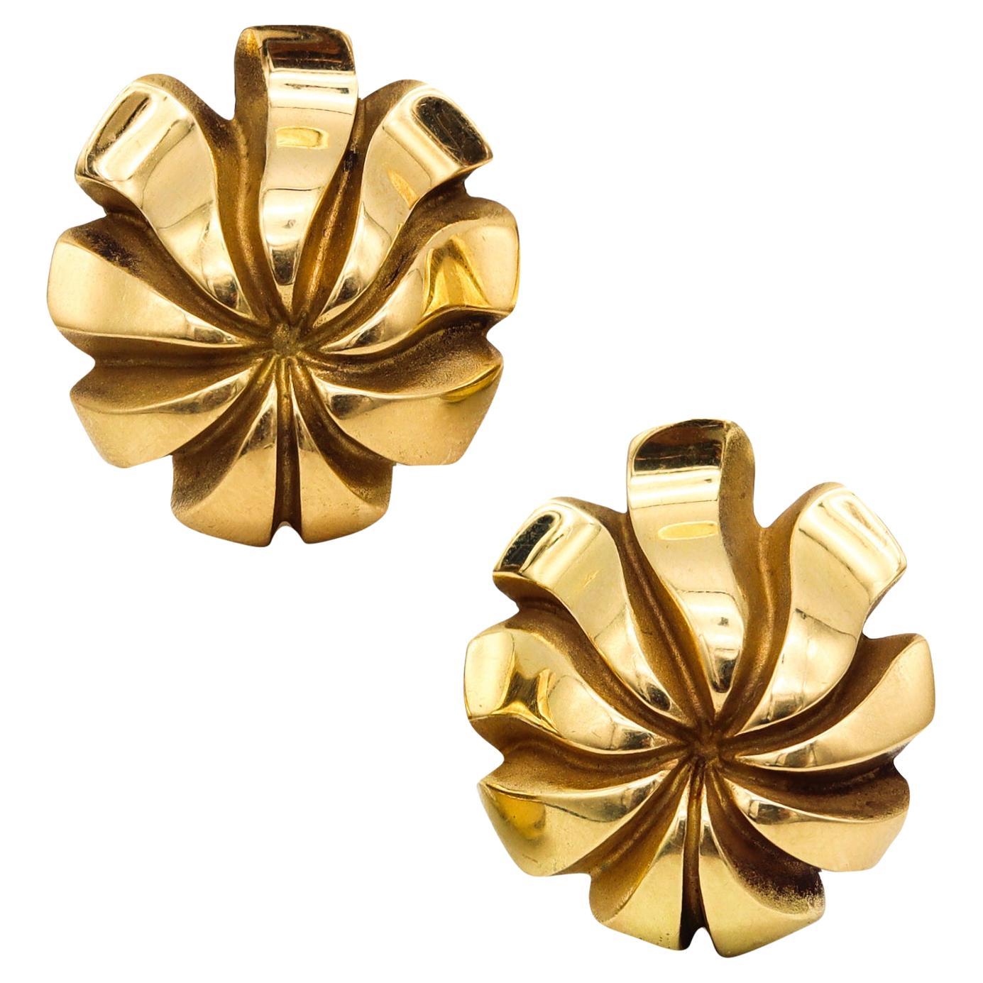 Tiffany Co. 1970 Japonisme Sculptural Chrysanthemum Clip Earrings in 18Kt Gold