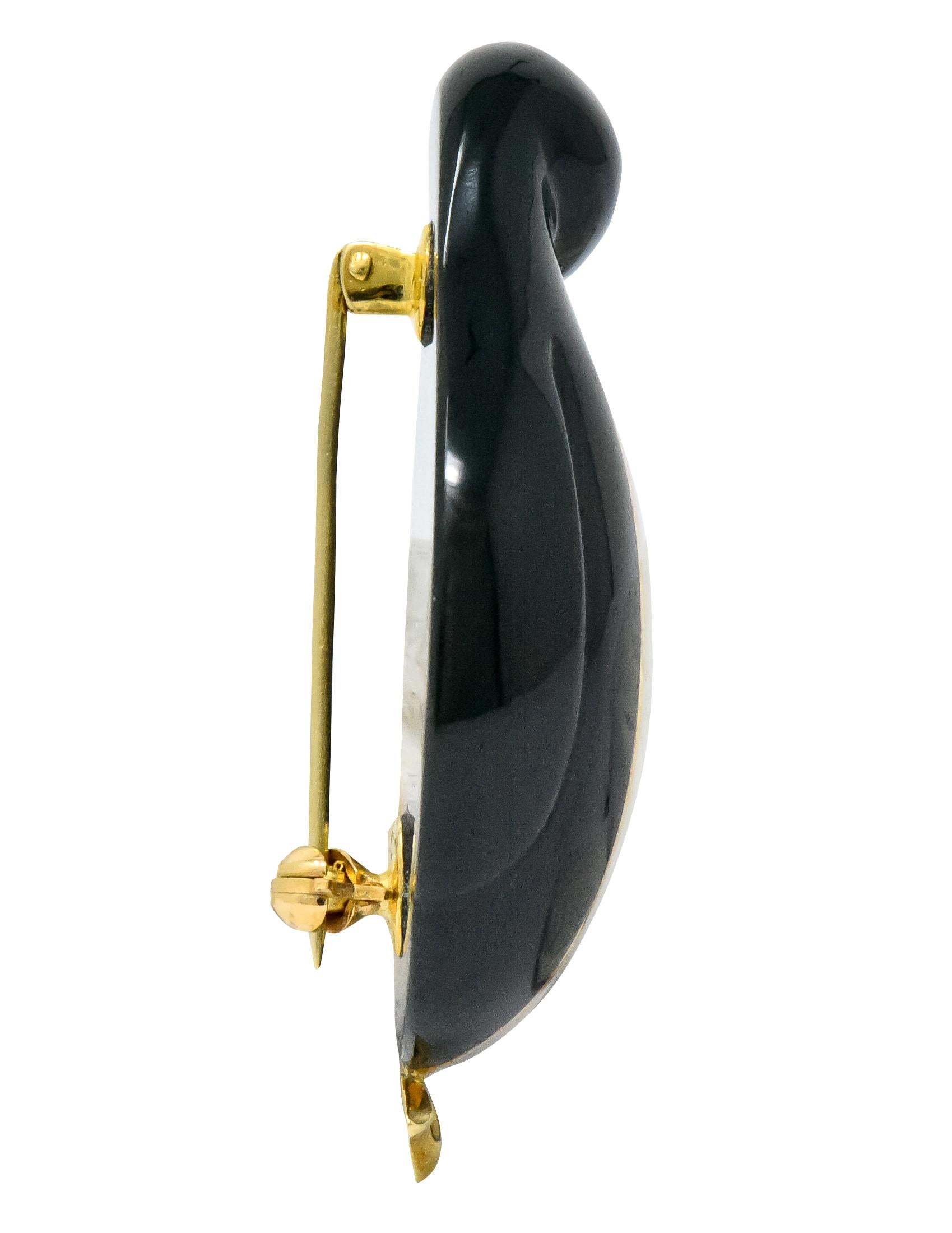Tiffany & Co. 1970s Black Jade Mother of Pearl 18 Karat Gold Penguin Brooch In Excellent Condition In Philadelphia, PA