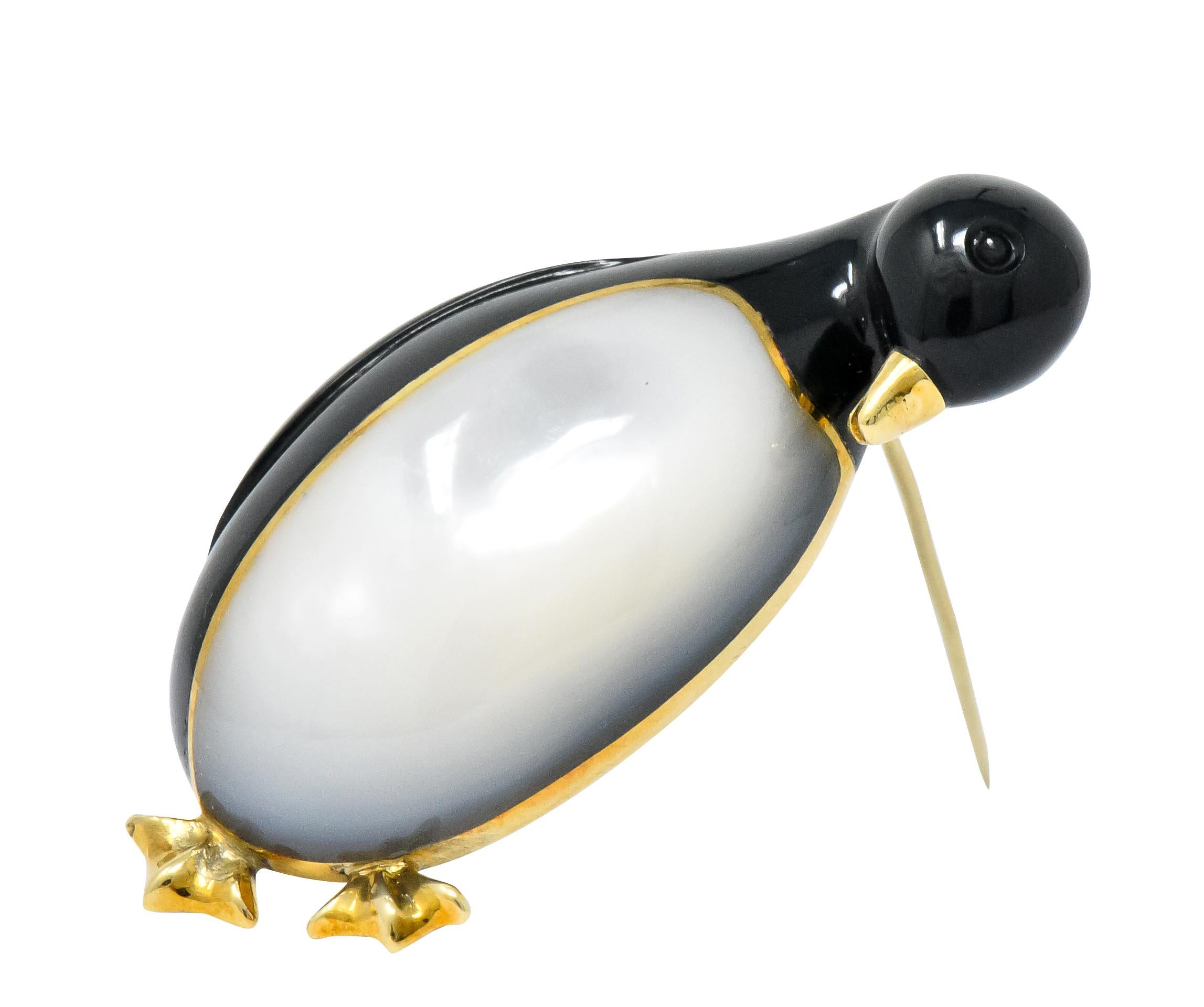 Tiffany & Co. 1970s Black Jade Mother of Pearl 18 Karat Gold Penguin Brooch 1