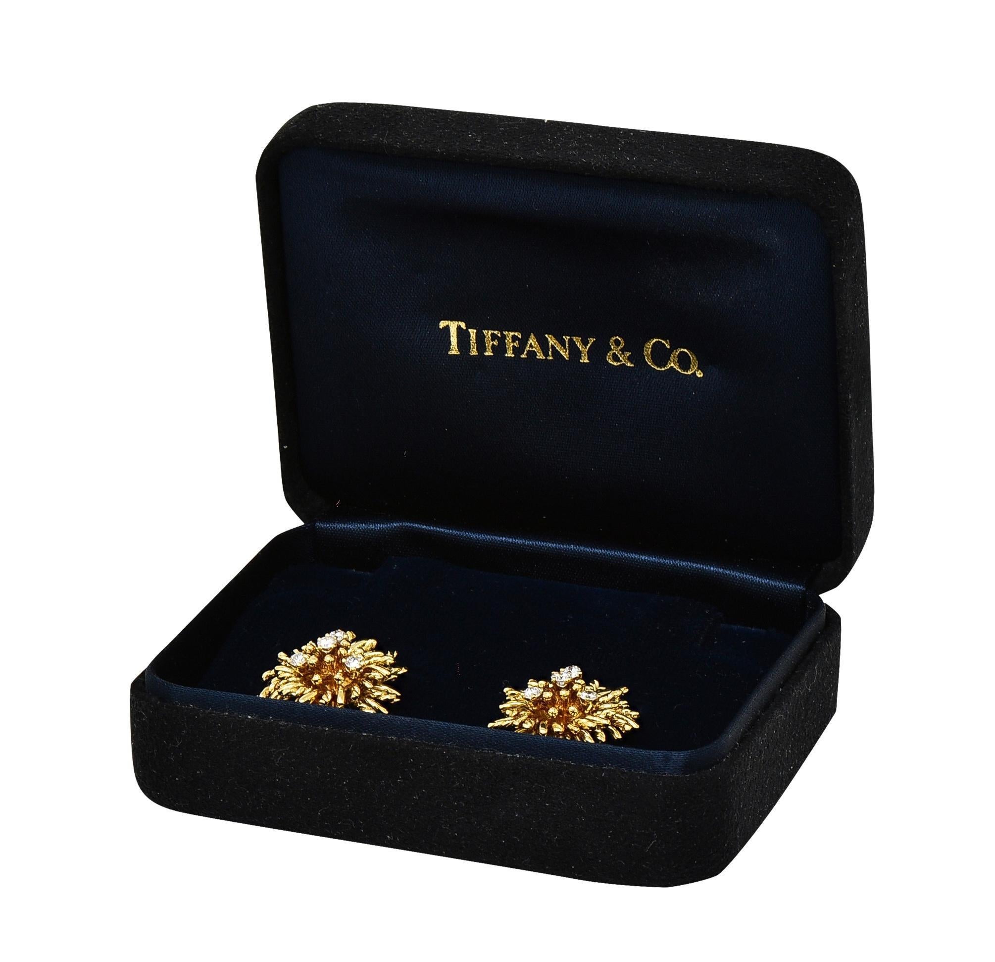 Tiffany & Co. 1970er Jahre Diamant 18K Gold Vintage Anemone Ohr-Clip Ohrringe (Brillantschliff) im Angebot