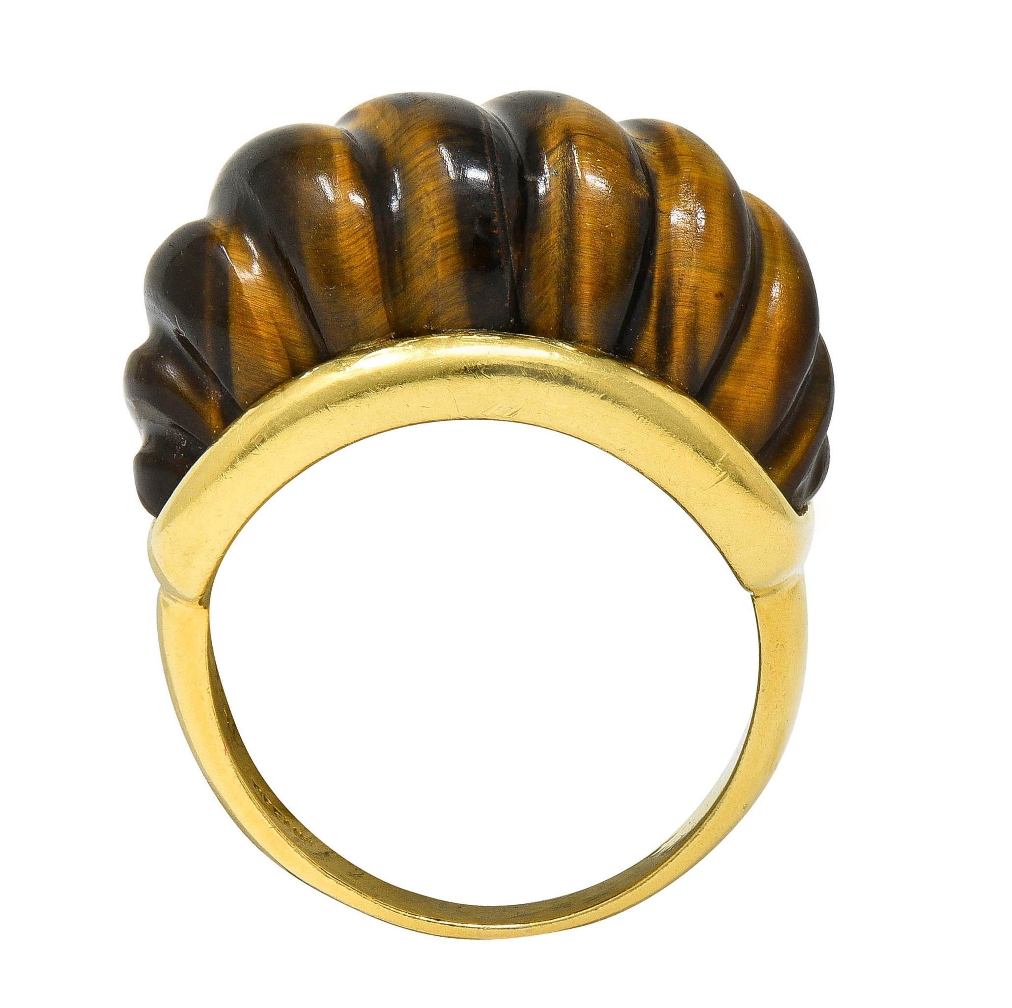 Tiffany & Co., bague fantaisie cannelée vintage en or 18 carats avec quartz œil de tigre, années 1970 en vente 4