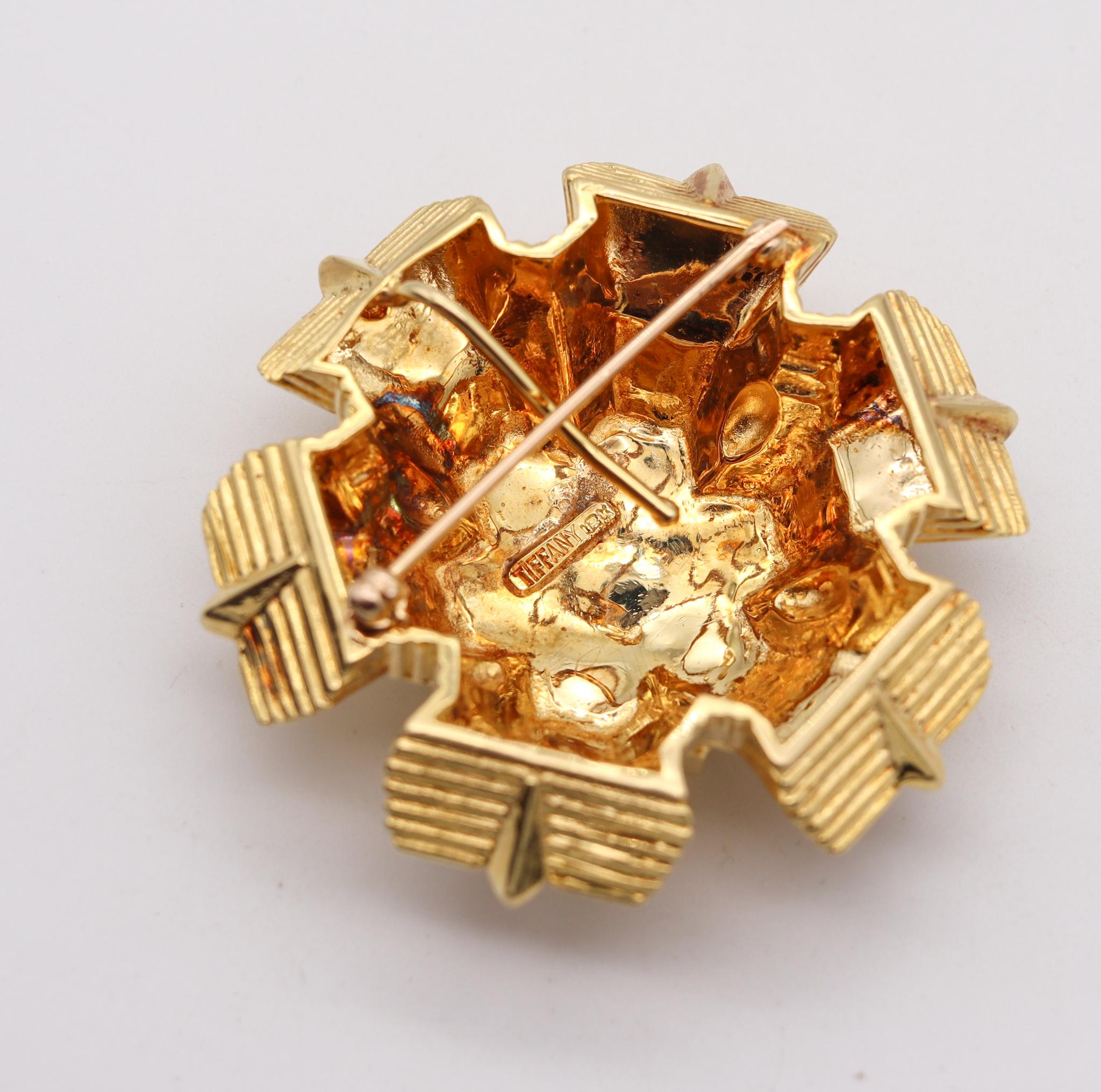 Tiffany & Co 1971 von Sonia Younis Seltene Anhänger-Brosche aus massivem 18 Karat Gelbgold für Damen oder Herren im Angebot