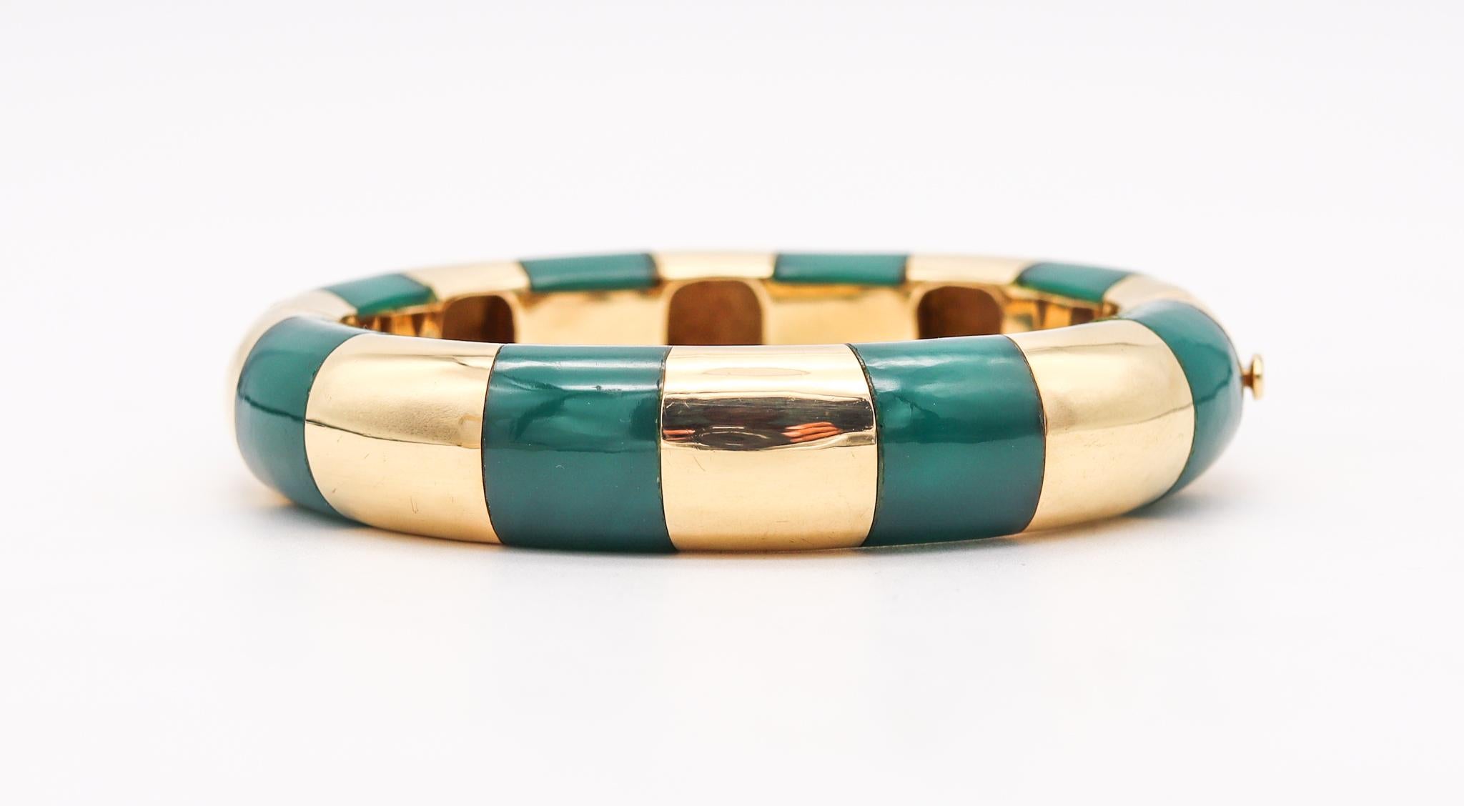 Modernist Tiffany & Co 1973 Sonia Younis Bangle Bracelet 18kt Yellow Gold with Chrysoprase