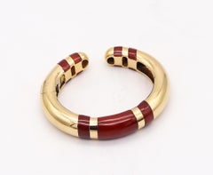 Tiffany & Co 1973 Sonia Younis Bracelet Cuff in 18kt Yellow Gold with Carnelian