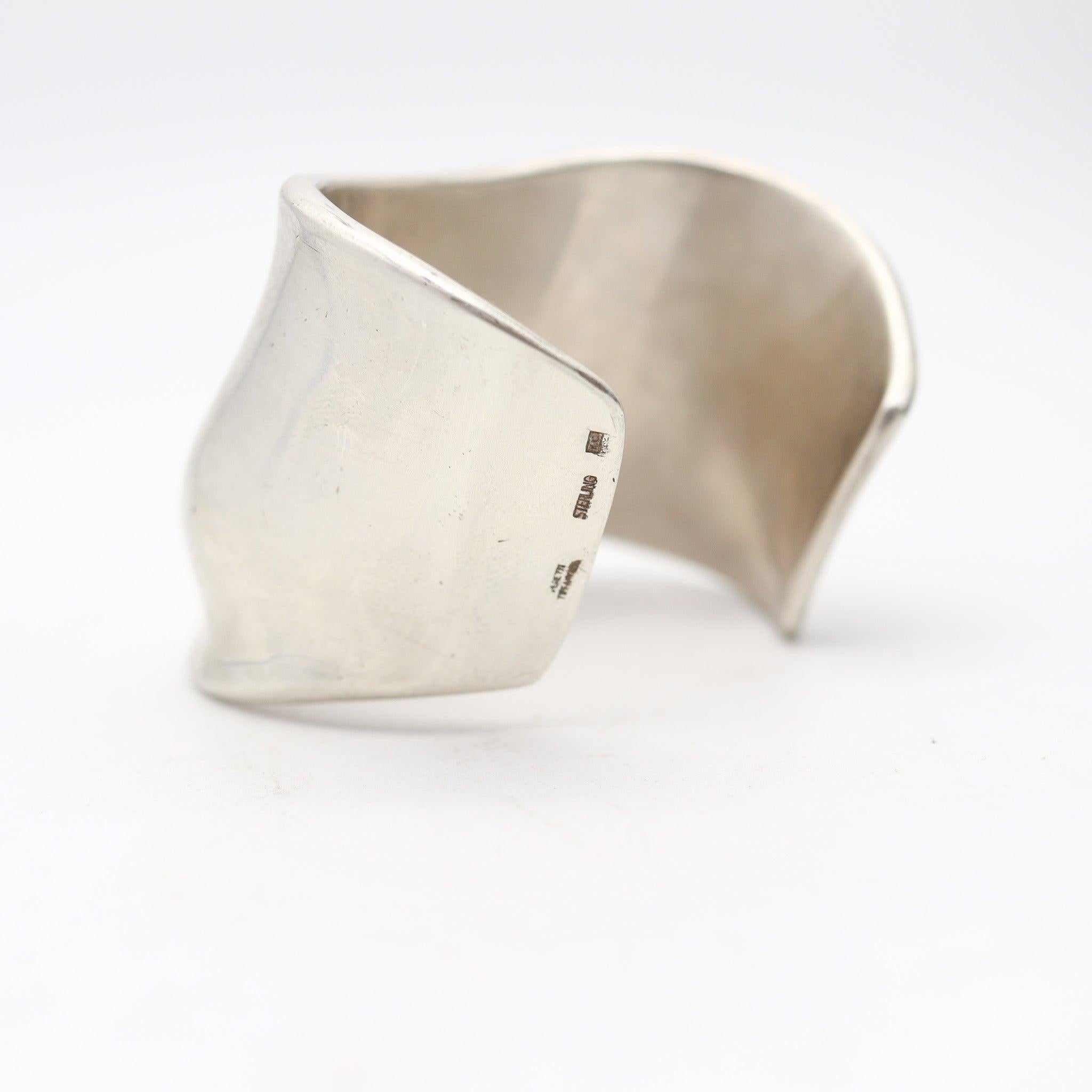 TIFFANY & CO 1974 Prototipo di Elsa Peretti Raro Polsino Osso Sinistro Argento massiccio 925 in vendita 2