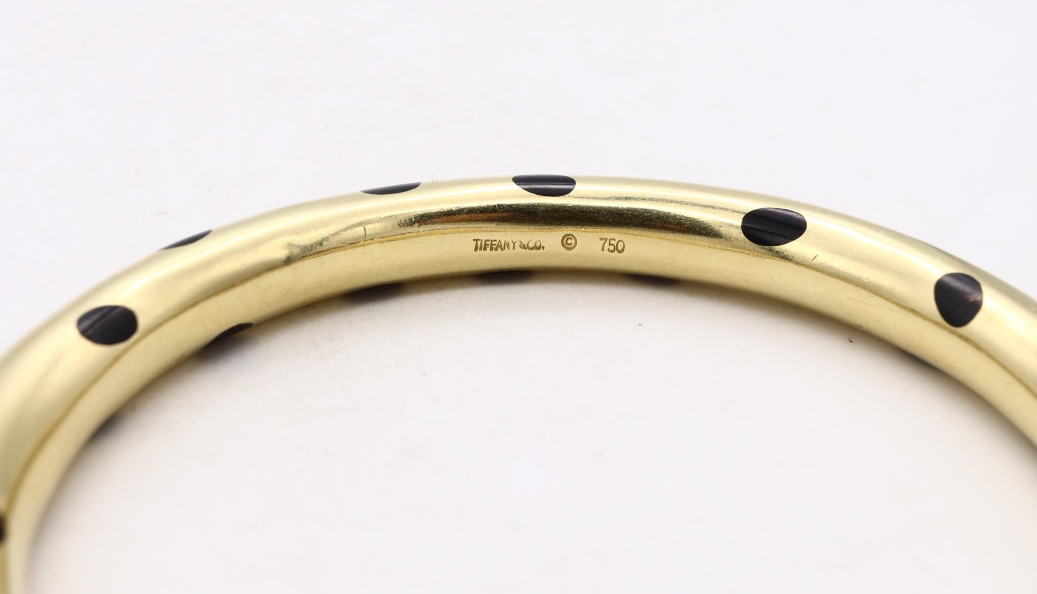 Modernist Tiffany & Co. 1975 by Angela Cummings Dots Bangle in 18Kt Gold with Black Jade