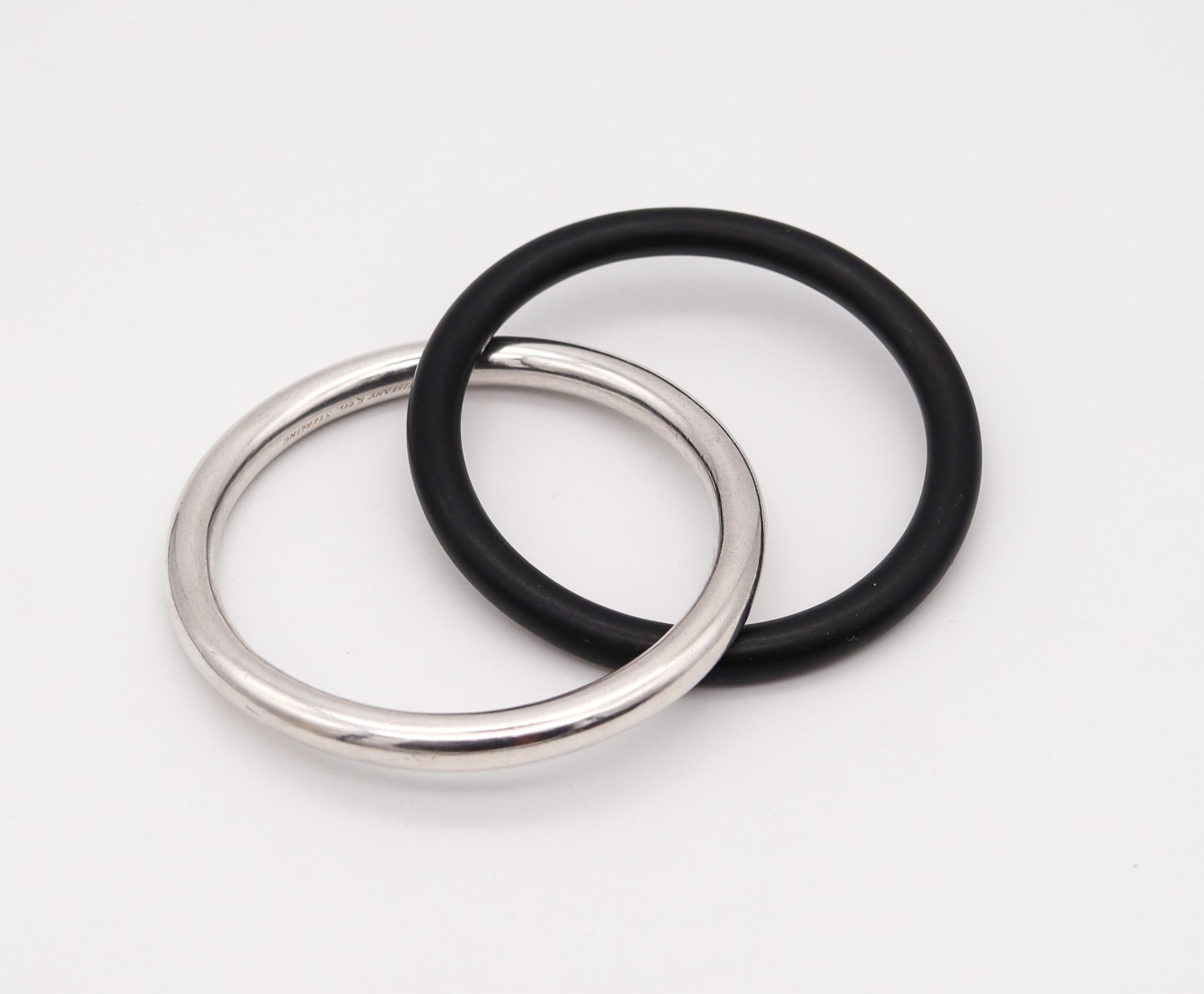 Tiffany & Co. 1975 Elsa Peretti Double Bangles in Sterling Silver and Ebony Wood In Excellent Condition In Miami, FL