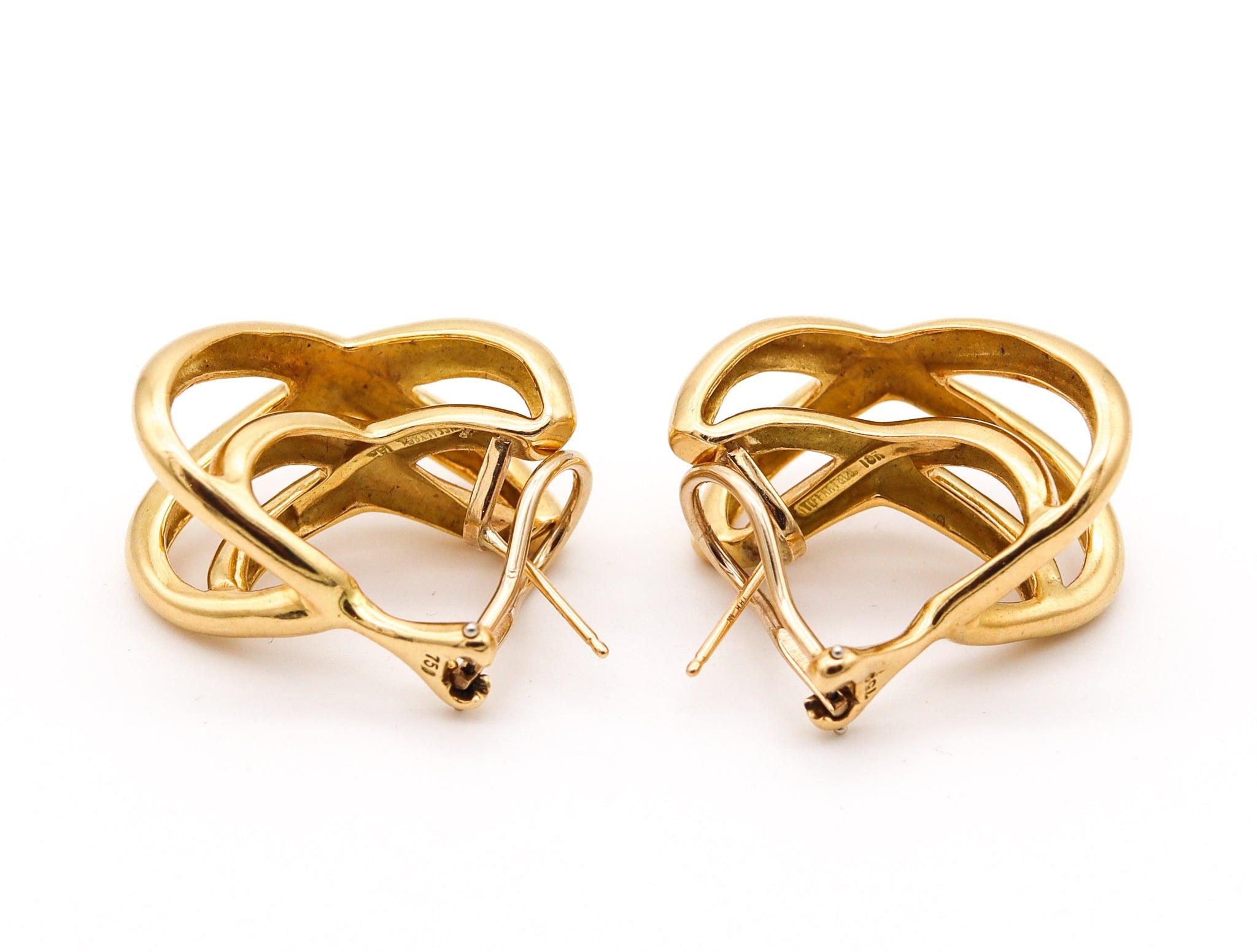 TIFFANY & CO. 1976-77 Donald Claflin - Coppia di orecchini a forma di croce in oro 18Kt in vendita 5