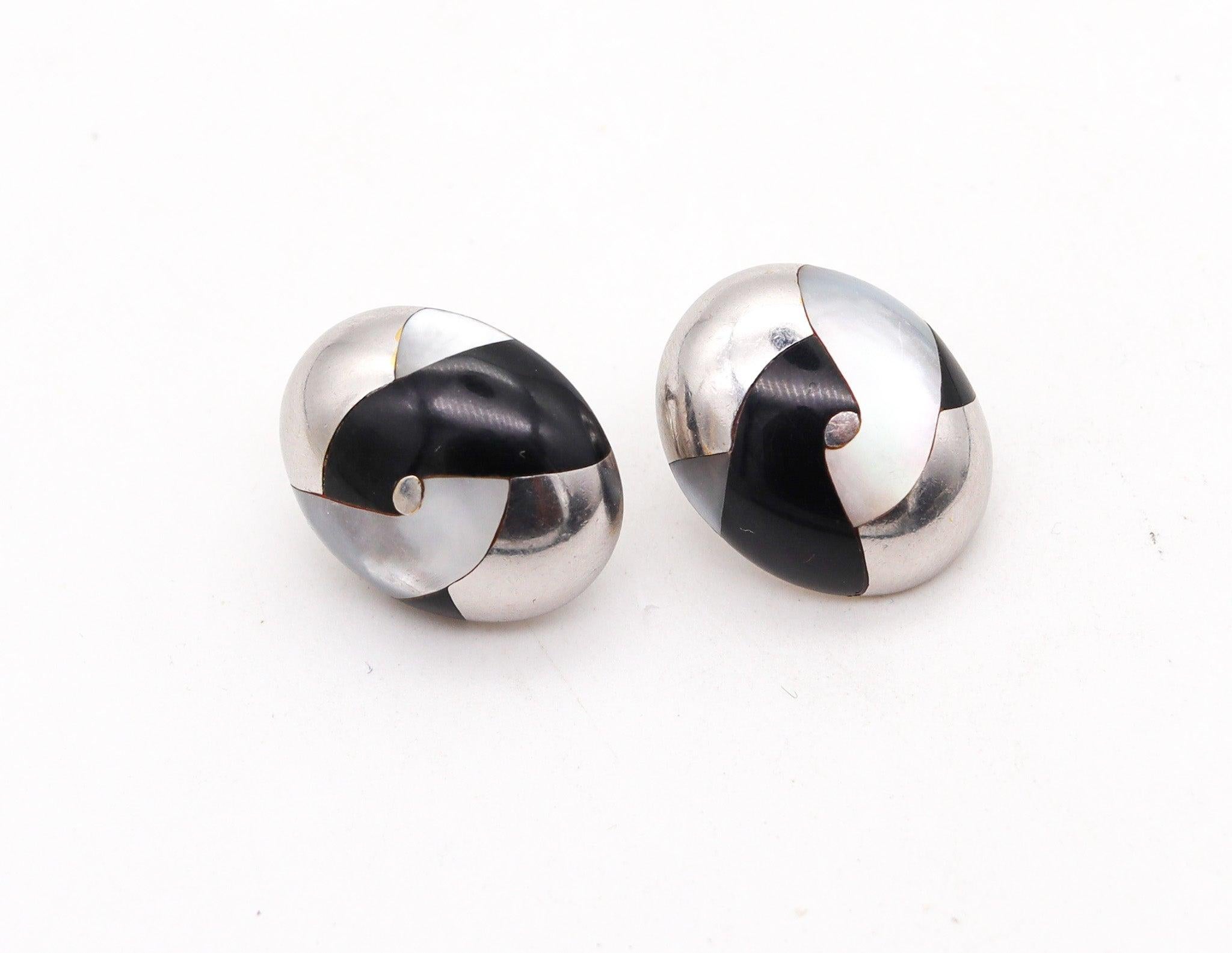 Modernist TIFFANY & CO 1976 Angela Cummings Earrings in 18Kt Gold With Inlaid Gemstones For Sale