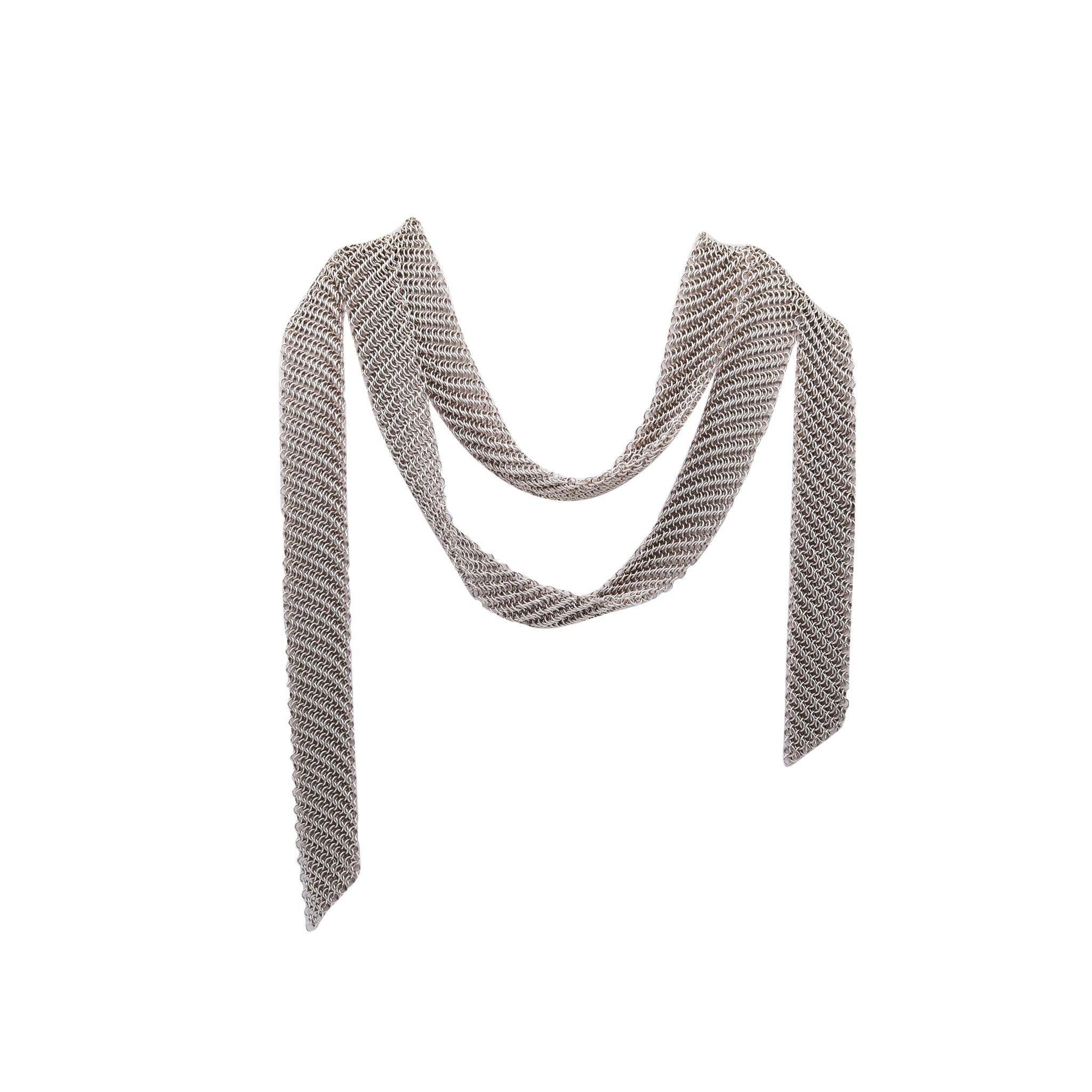 TIFFANY & CO. 1977-80 Elsa Peretti - Collana a maglia drappeggiata in argento massiccio (925) in vendita 1