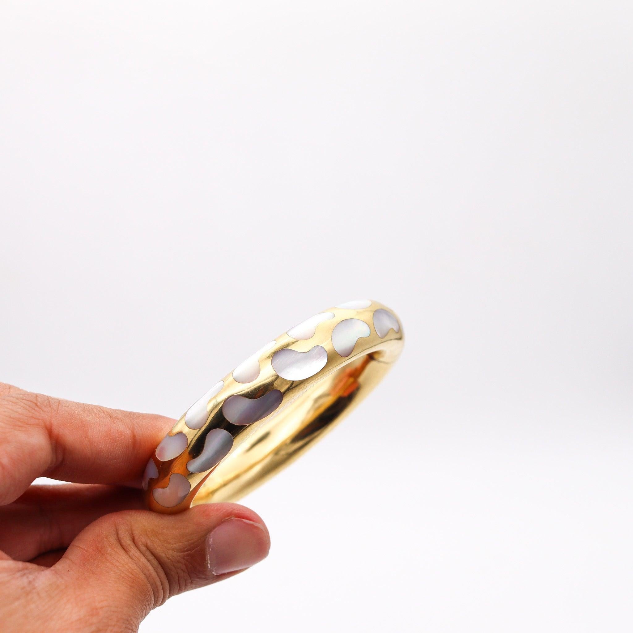 TIFFANY & CO. 1977 Angela Cummings Allure Bracelet 18 Kt Gold With White Nacre 1