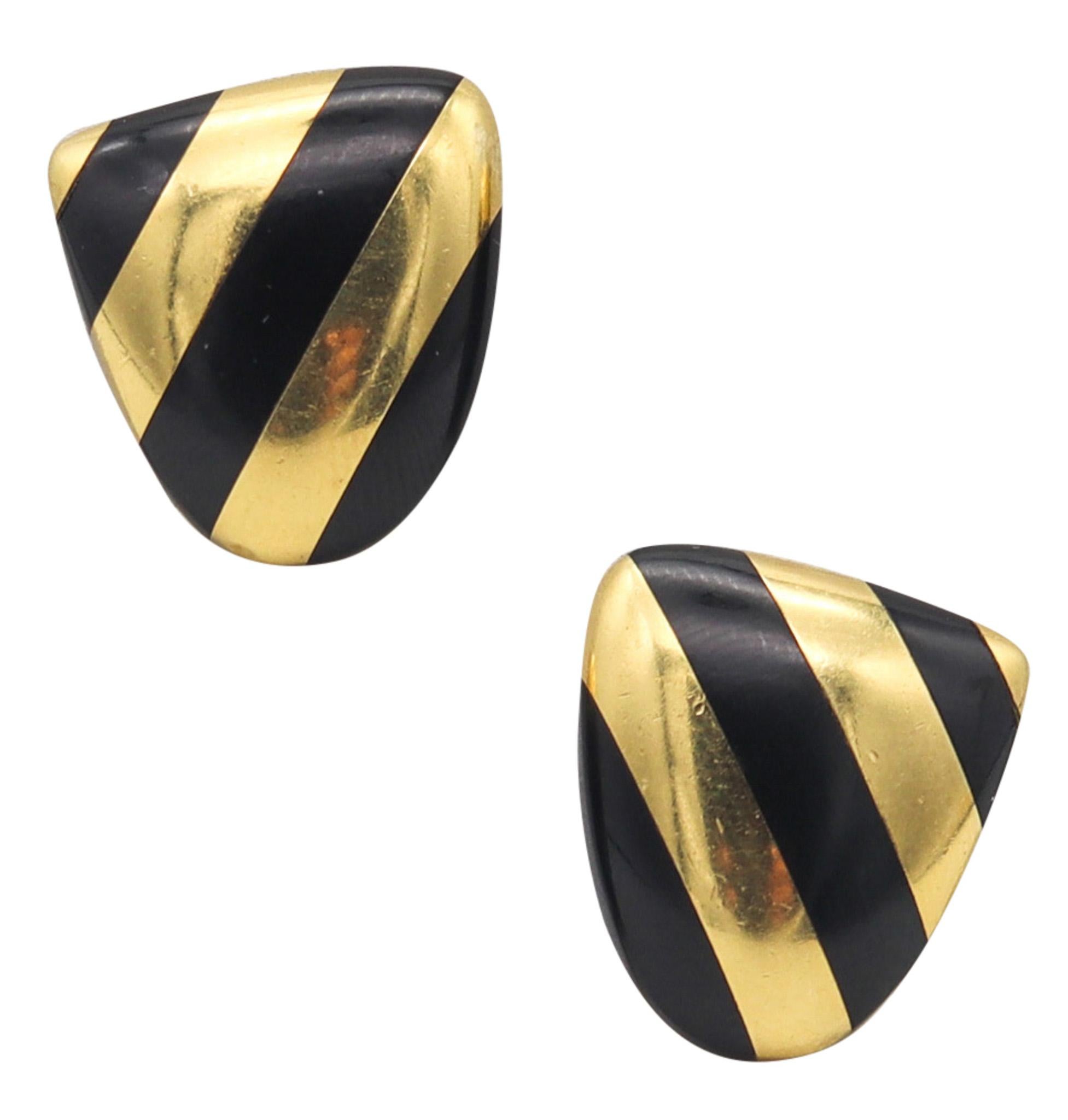 Tiffany & Co 1977 Angela Cummings Clips Earrings In 18Kt Gold With Black Jade For Sale