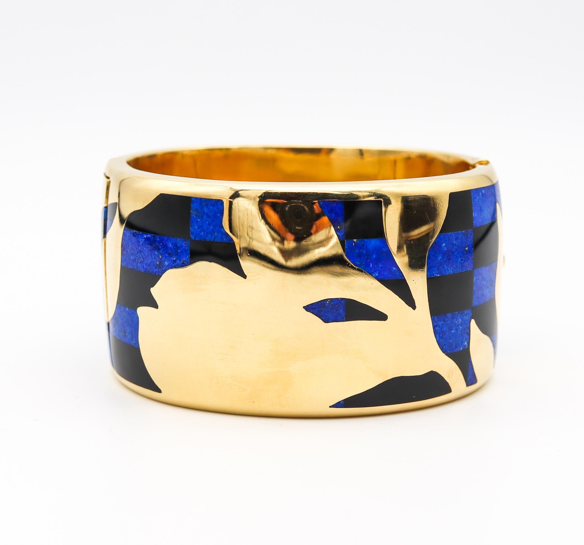 Modernist Tiffany & Co 1977 Angela Cummings Geometric Orchids Bangle in 18kt Jade & Lapis For Sale
