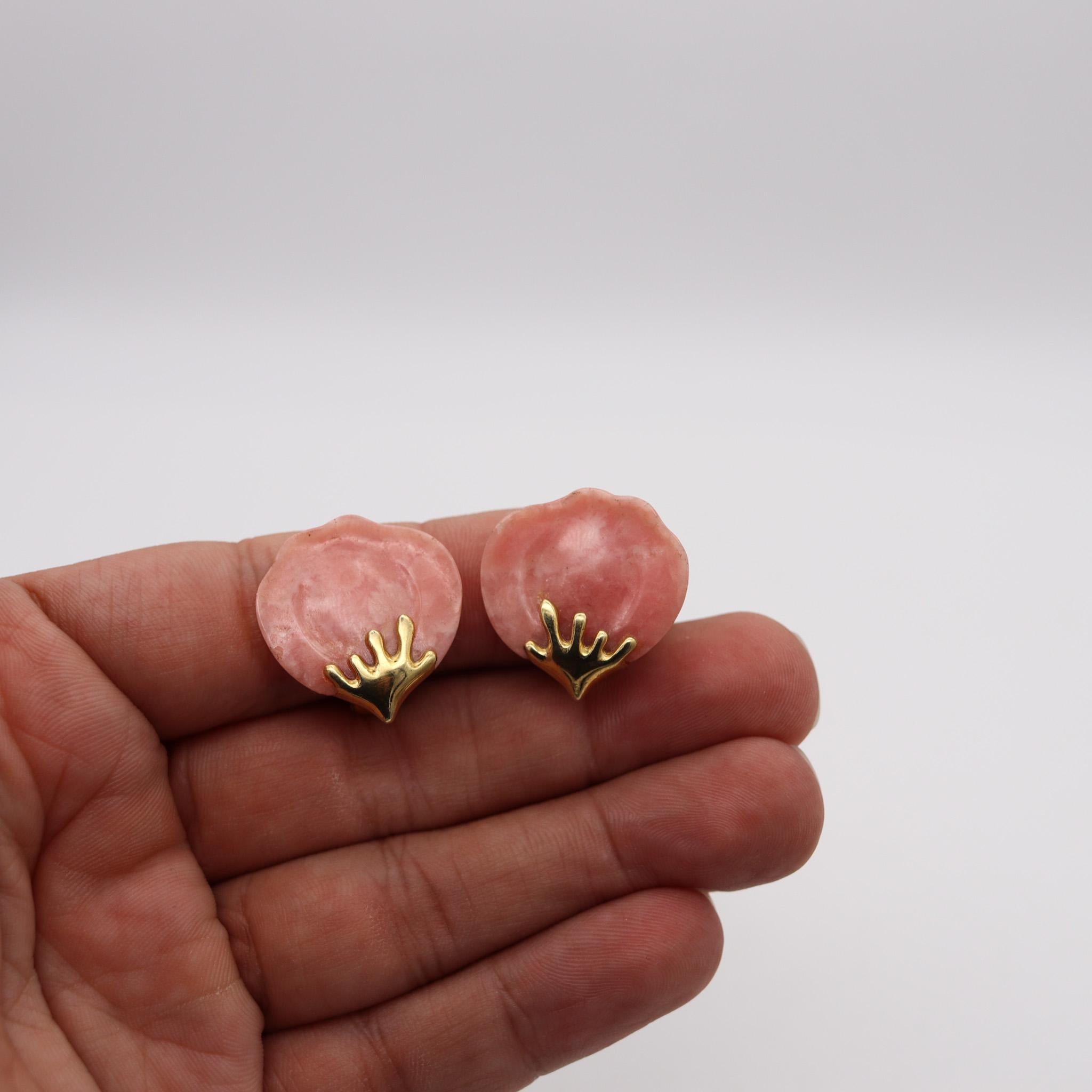 Cabochon Tiffany & Co. 1977 Angela Cummings Petals Earrings In 18Kt Gold With Pink Agate For Sale