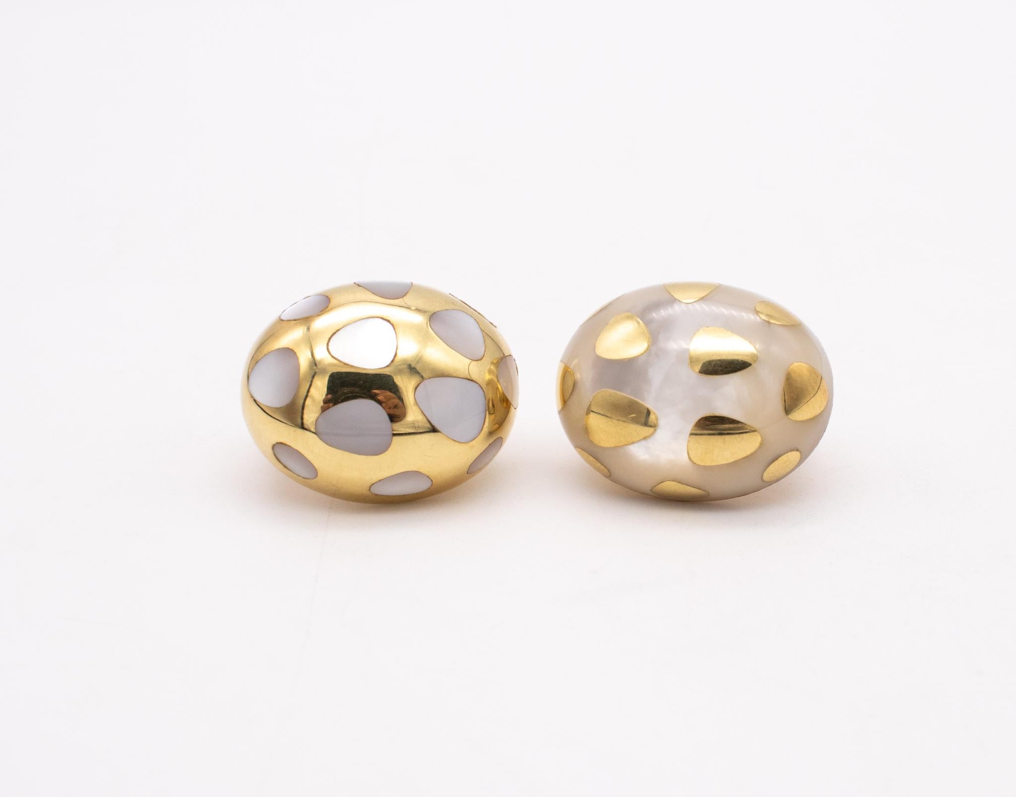 Women's TIFFANY & CO. 1977 Angela Cummings Polka Dots Earrings 18Kt Gold White Nacre For Sale