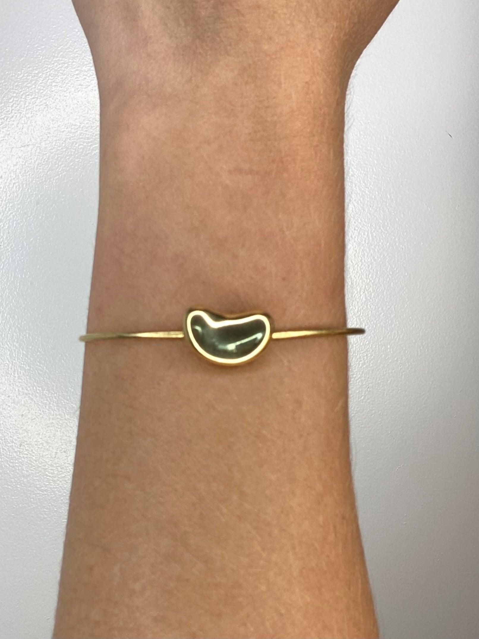 Modernist TIFFANY & CO. 1977 Elsa Peretti Bean Bangle Bracelet In Solid 18Kt Yellow Gold