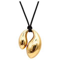 Tiffany & Co. 1977 Elsa Peretti Double Teardrop Necklace in 18Kt Yellow Gold