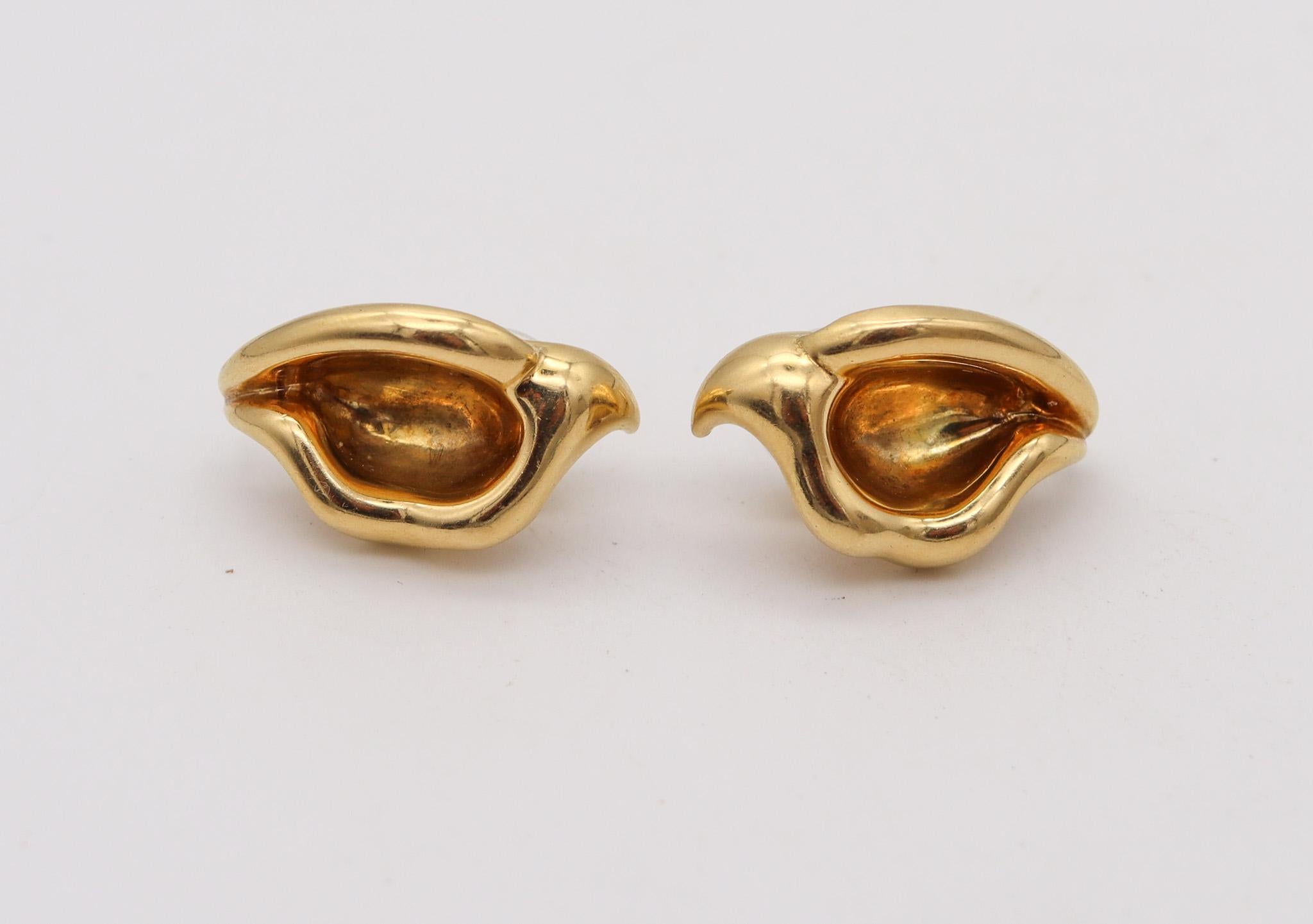 Boucles d'oreilles Calla conçues par Elsa Peretti (1940-2021) pour Tiffany & Co.

Fabuleuse paire sculpturale de boucles d'oreilles à clips conçue par Elsa Peretti pour Tiffany & Co. en 1977. Ces boucles d'oreilles vintage ont été conçues comme une
