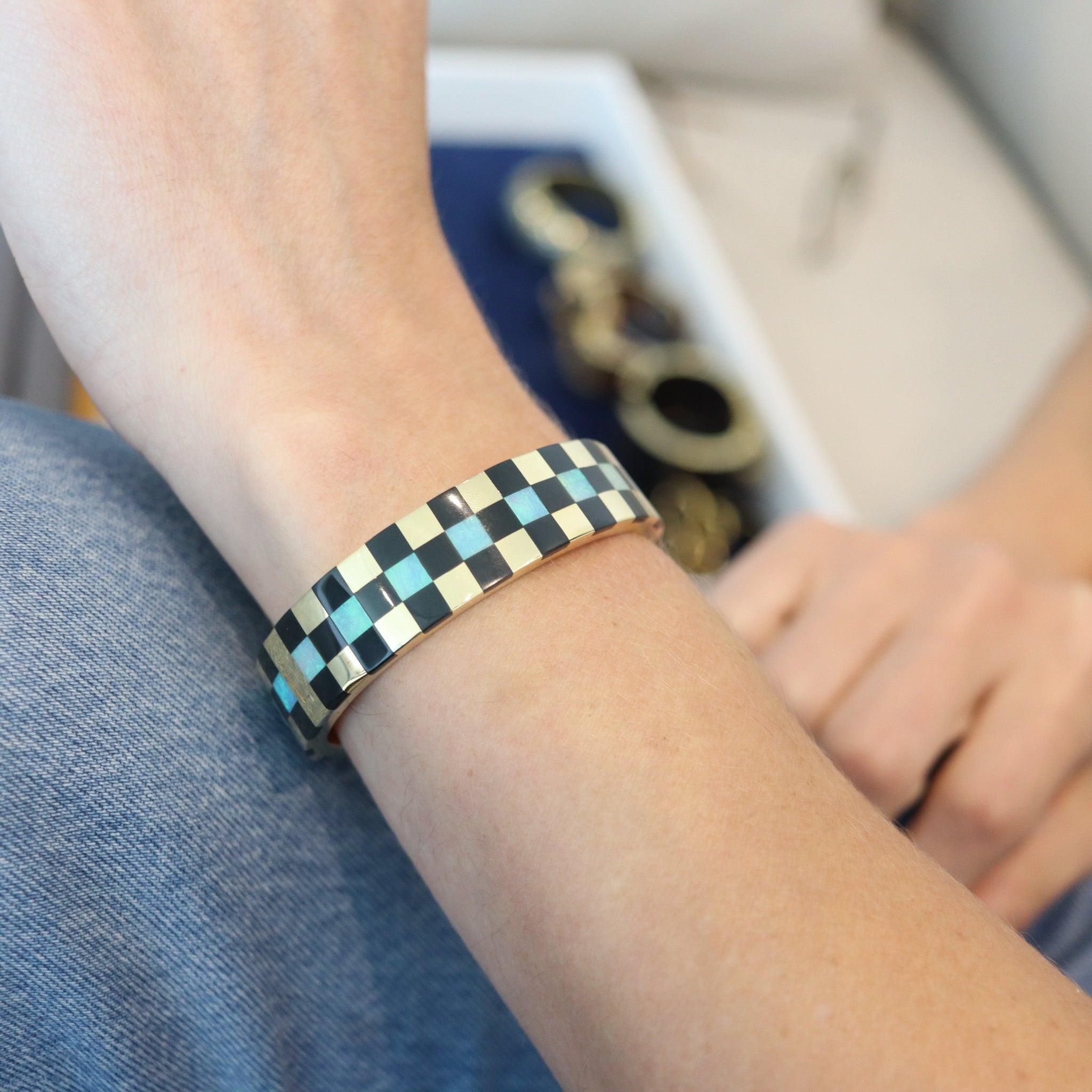 Modernista TIFFANY & CO. 1978 Angela Cummings Bracciale in oro 18Kt e opale nero e giada nera in vendita