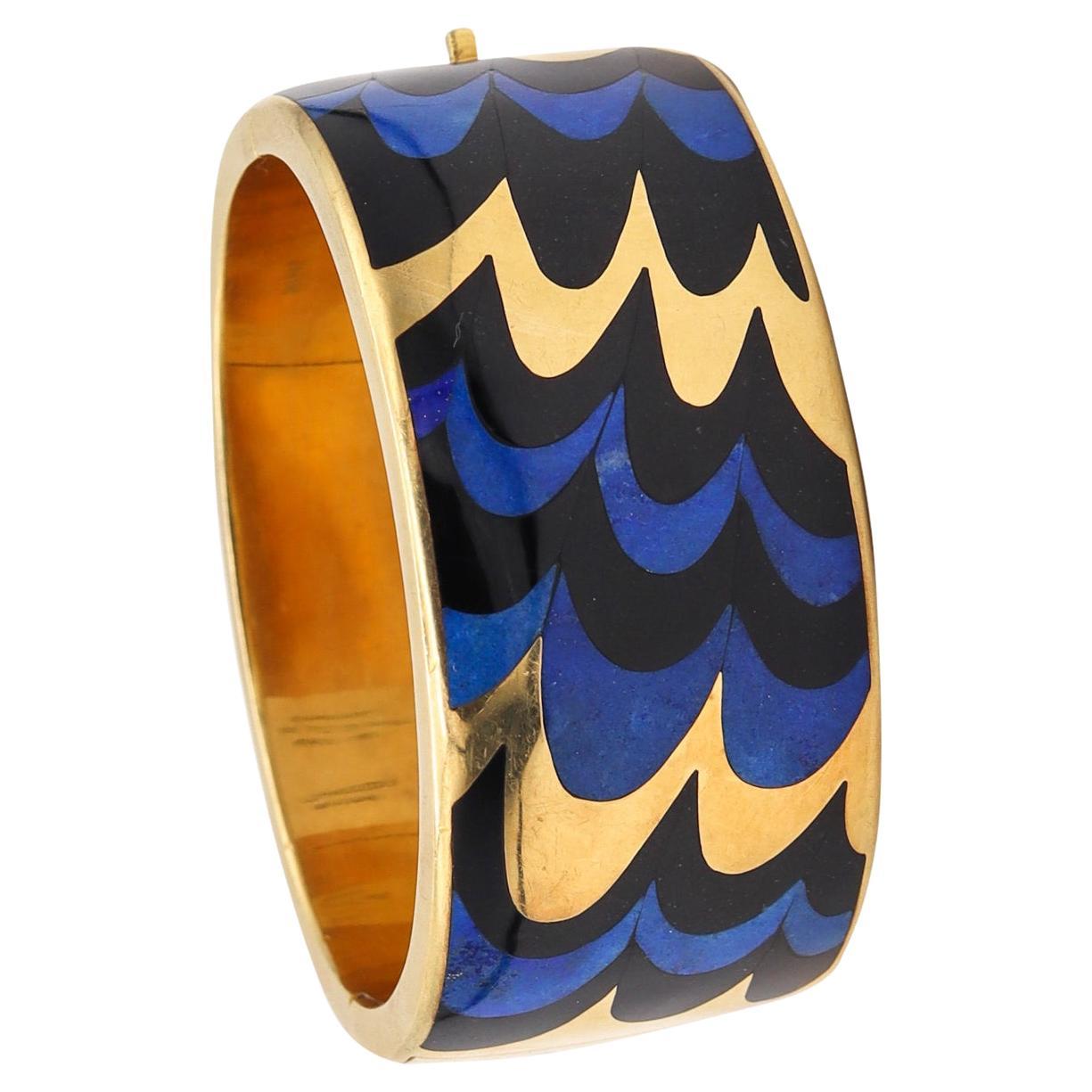 Tiffany and Co 1978 Angela Cummings Geometric Bangle 18Kt with Inlaid Jade  Lapis For Sale at 1stDibs