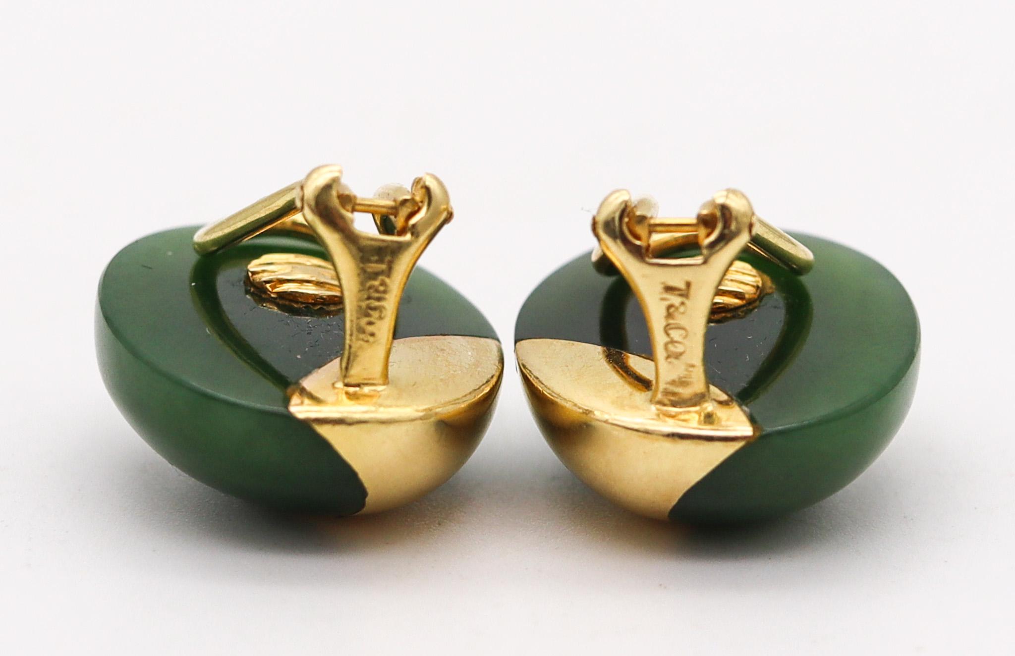 Cabochon Tiffany Co 1978 Angela Cummings Jade Oval Clips Earrings In 18Kt Yellow Gold For Sale