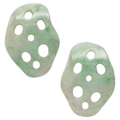 TIFFANY & CO. 1978 Angela Cummings Jadeite Lotus Clip On Earrings In 18Kt Gold