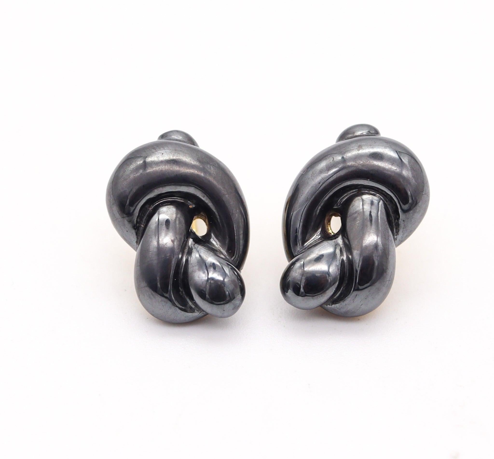 TIFFANY & CO. 1978 Por Angela Cummings Pendientes Nudos marineros de oro amarillo de 18 quilates Modernista en venta