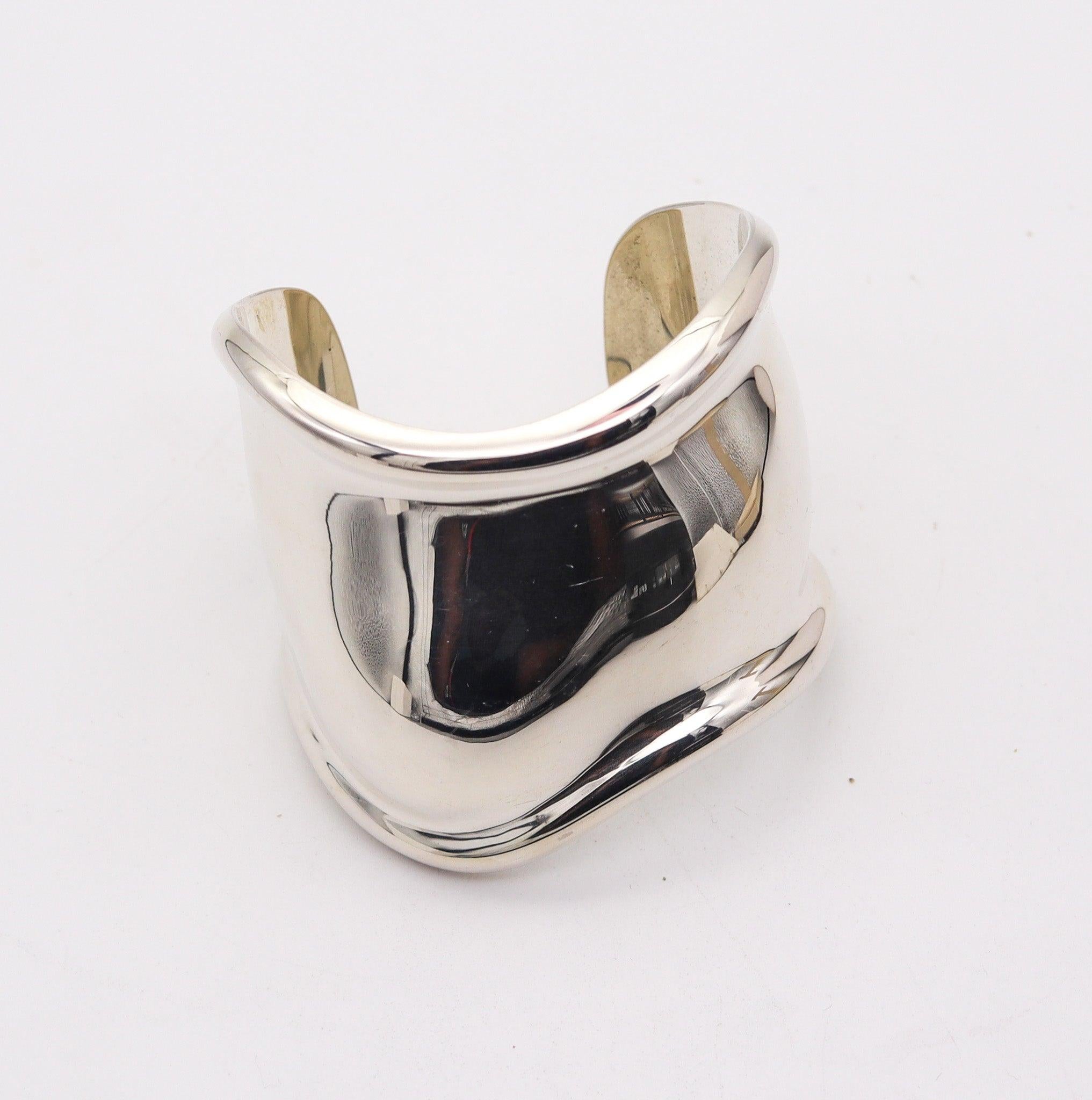 TIFFANY & CO. 1978 By Elsa Peretti Polsino medio con osso destro in argento sterling 3