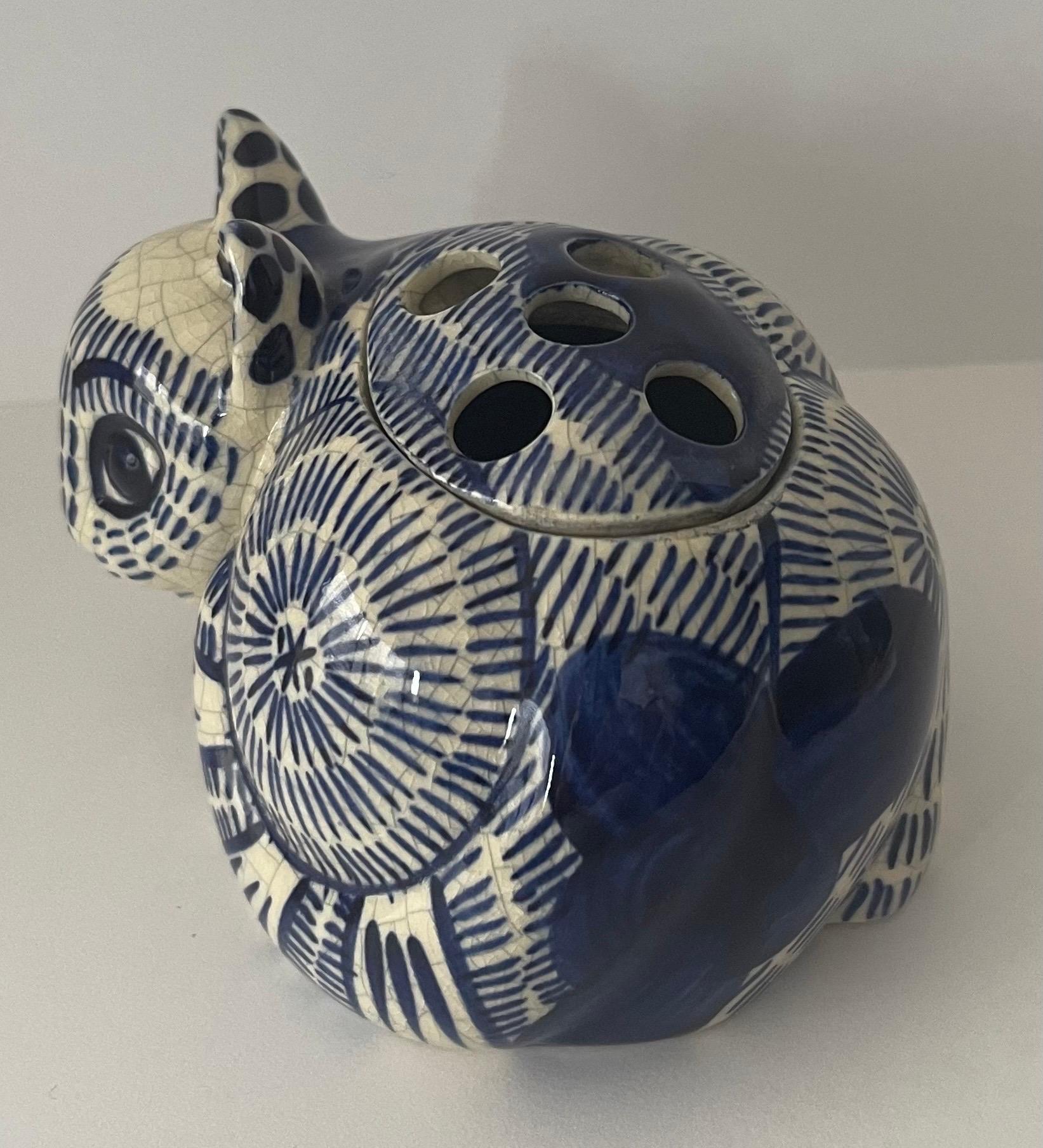 Tiffany & Co. 1978 Gatto in Ceramica Blu Portaporte in vendita 1