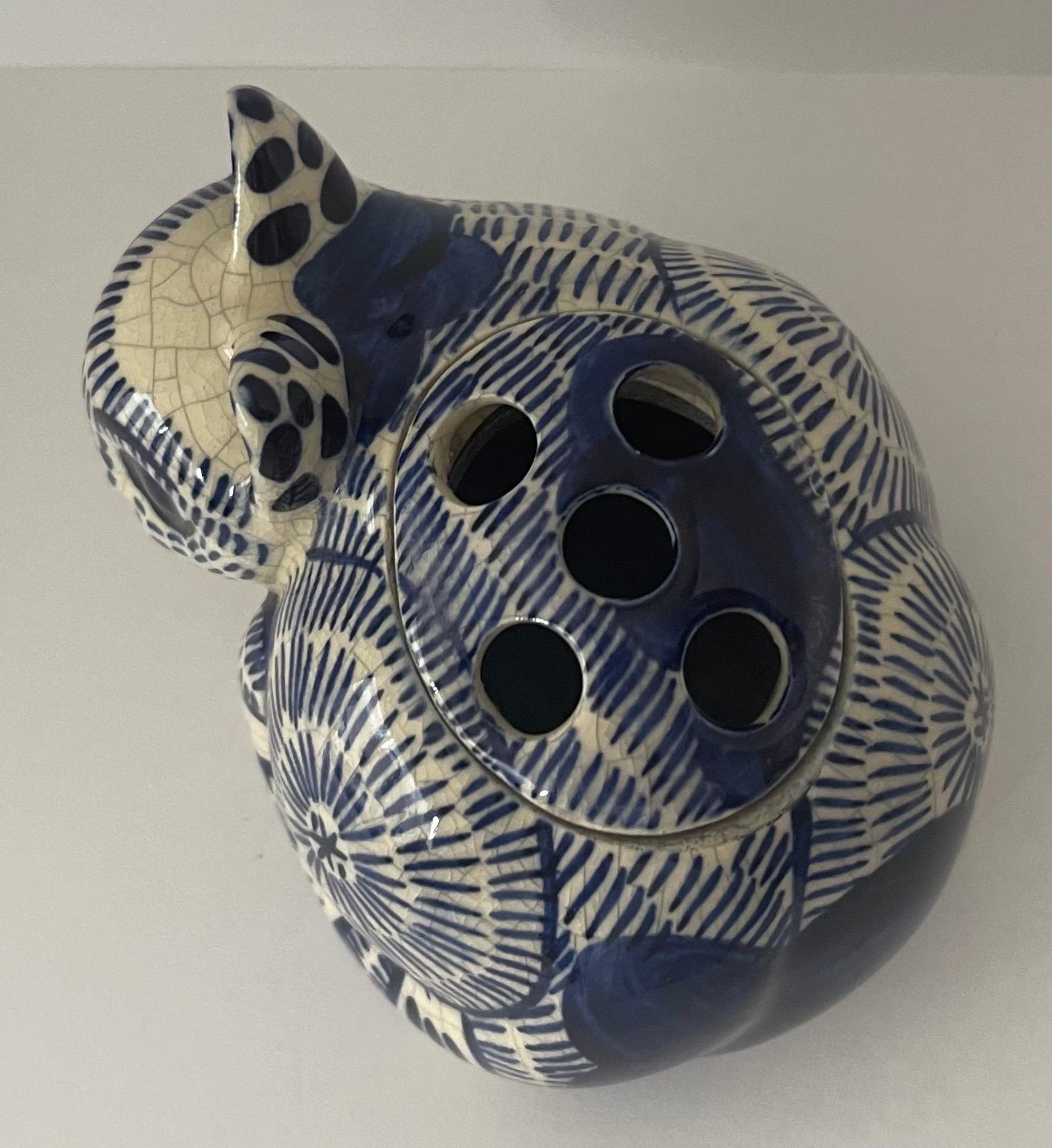 Tiffany & Co. 1978 Gatto in Ceramica Blu Portaporte in vendita 2