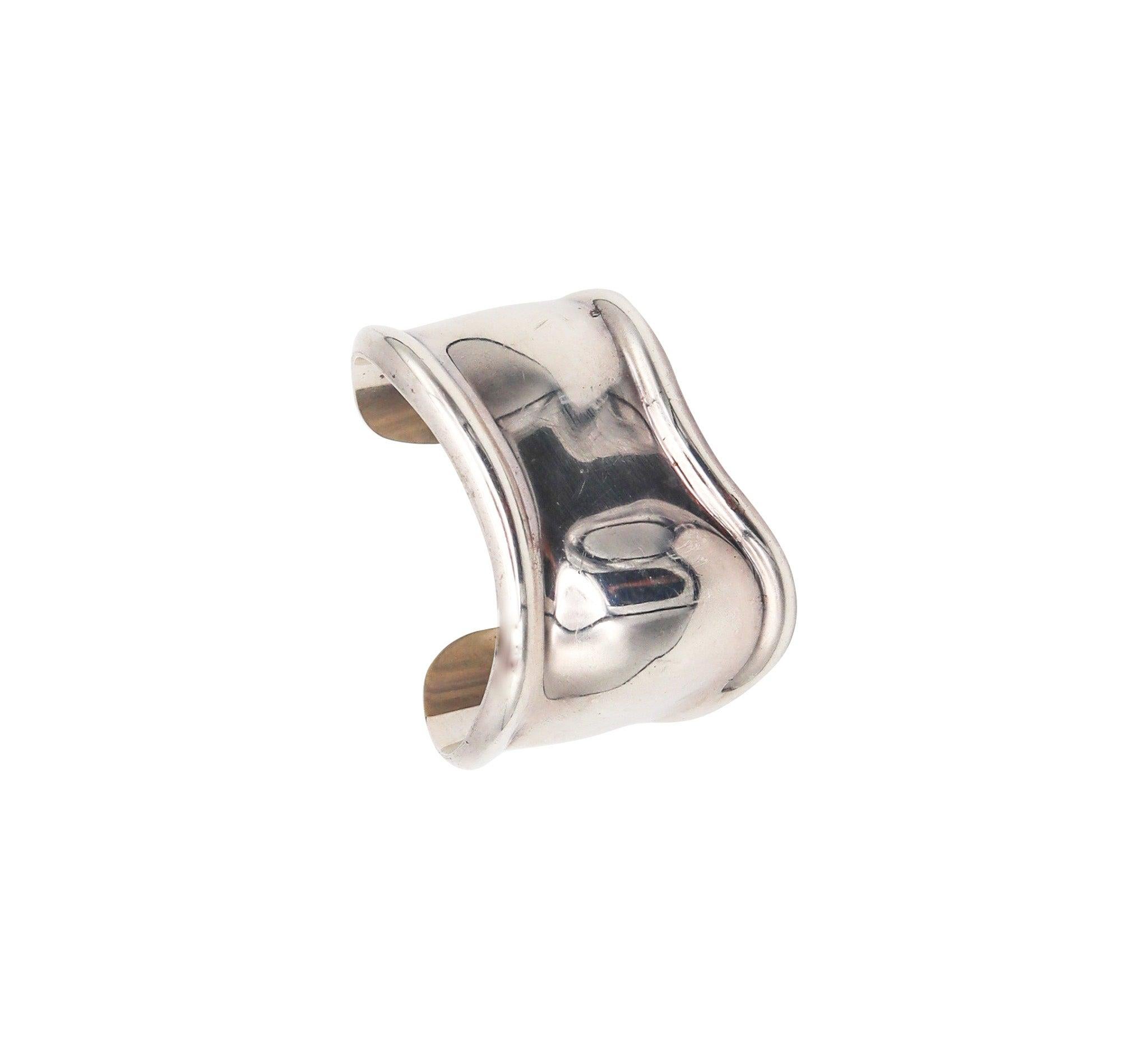 TIFFANY & CO. 1978 Elsa Peretti Rare Vintage Right Bone Cuff In .925 Sterling 2