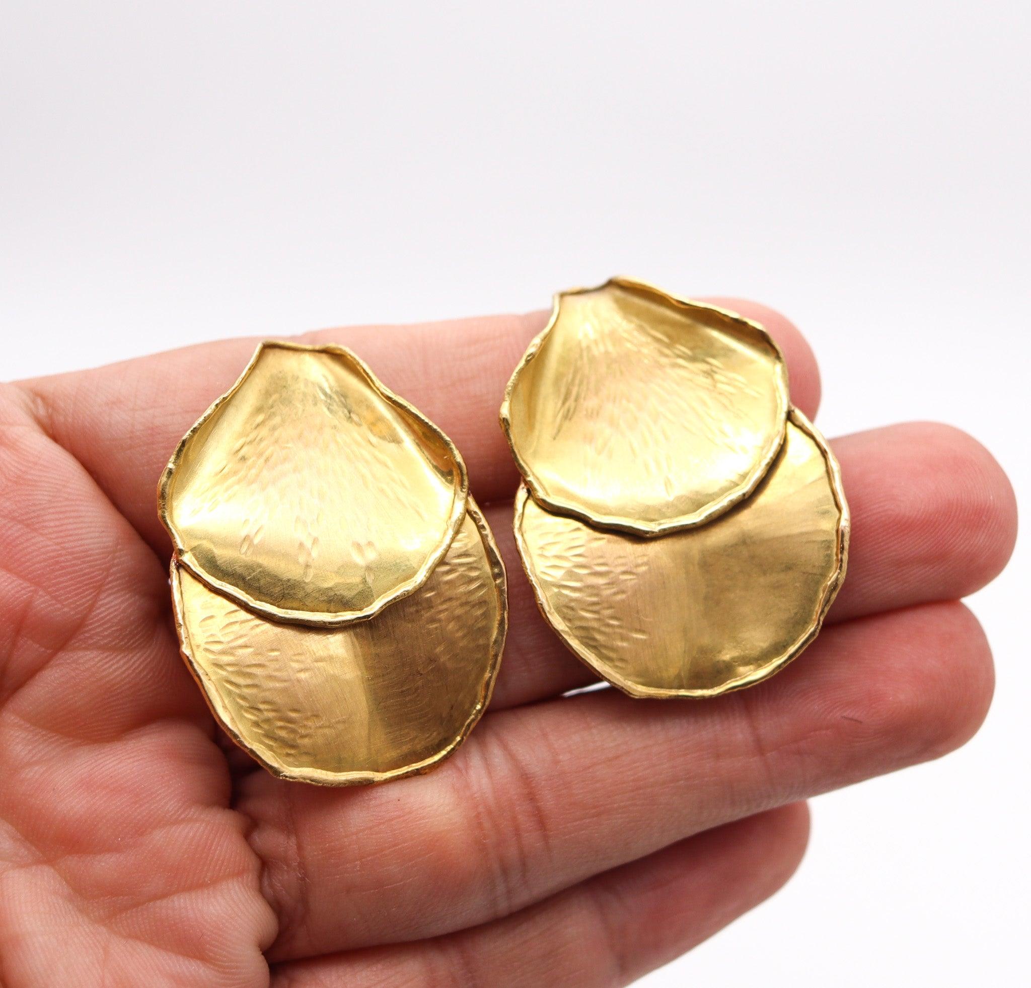 Women's TIFFANY & CO. 1979 Angela Cummings Double Petals Earrings in Brushed 18Kt Gold For Sale