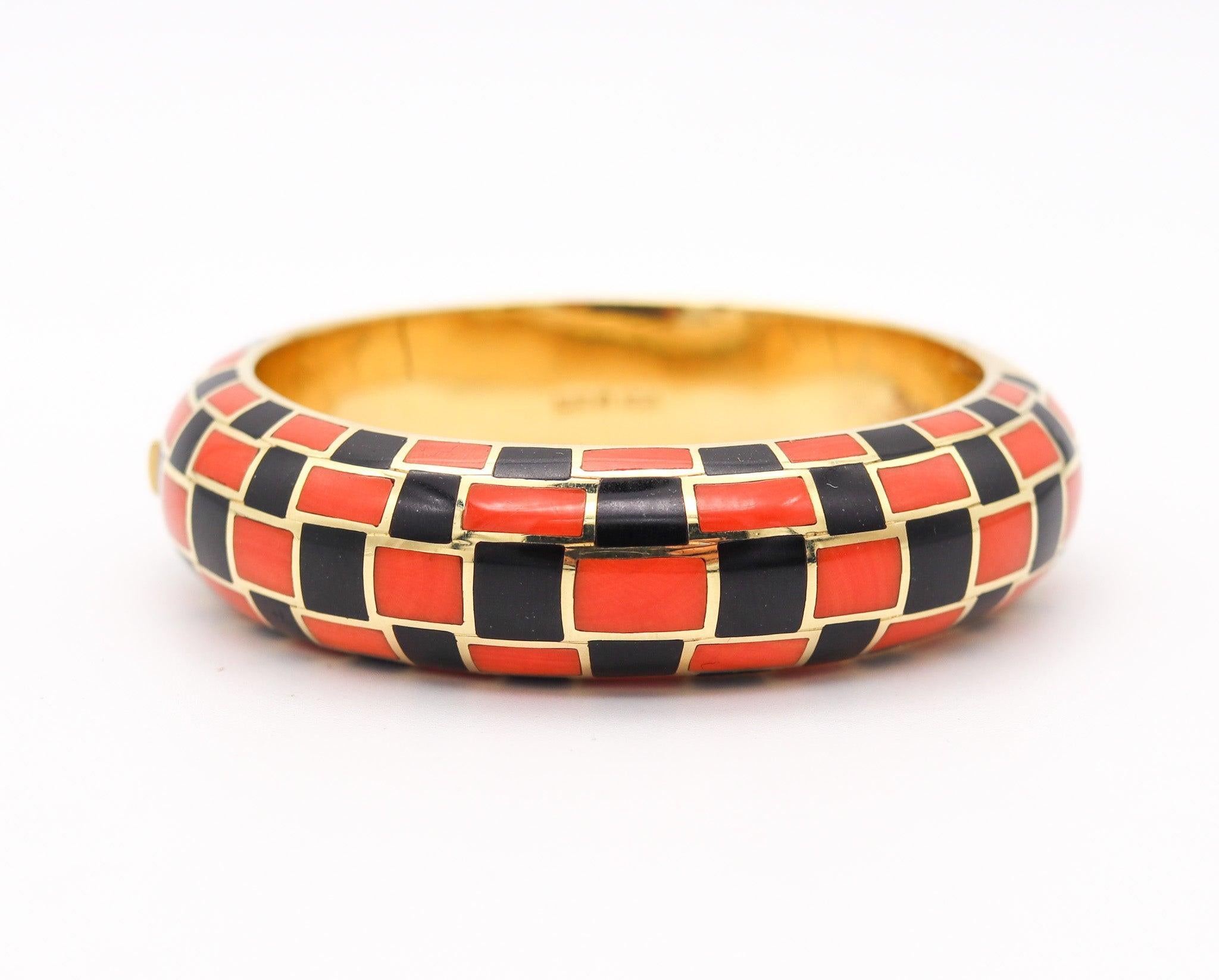 Modernist TIFFANY & CO. 1979 Angela Cummings Geometric Bracelet 18Kt Gold Jade & Coral For Sale