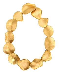 TIFFANY & CO. 1979 von Angela Cummings Blütenblatt-Halskette aus gebürstetem 18 Karat Gelbgold
