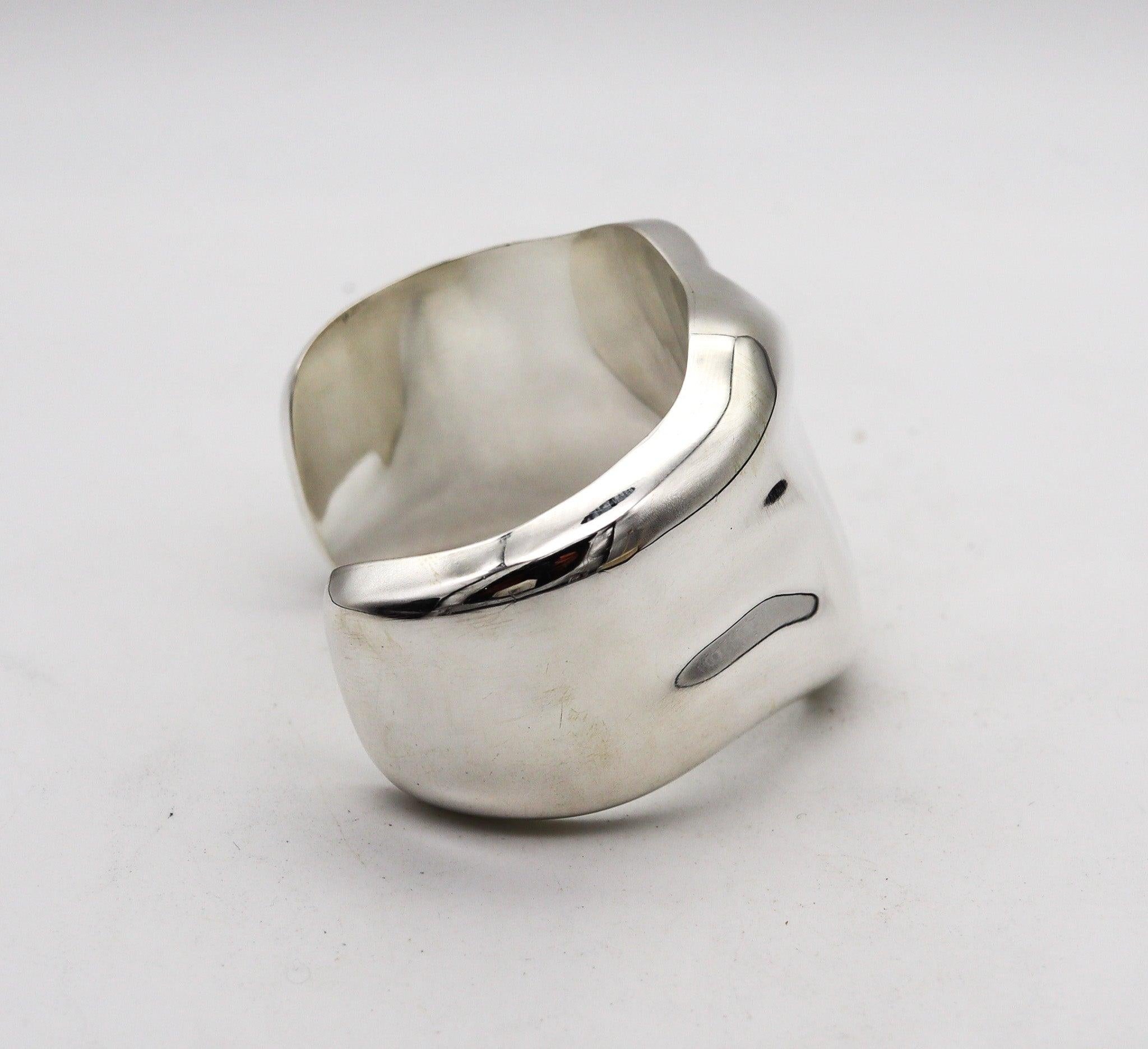 Women's TIFFANY & CO. 1979 By Elsa Peretti Rare Aquarius Zodiacal Cuff In .925 Sterling