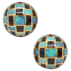 TIFFANY & CO. 1980 Angela Cummings Ohrringe aus 18 Karat Gold, schwarzen Opalen und Jade