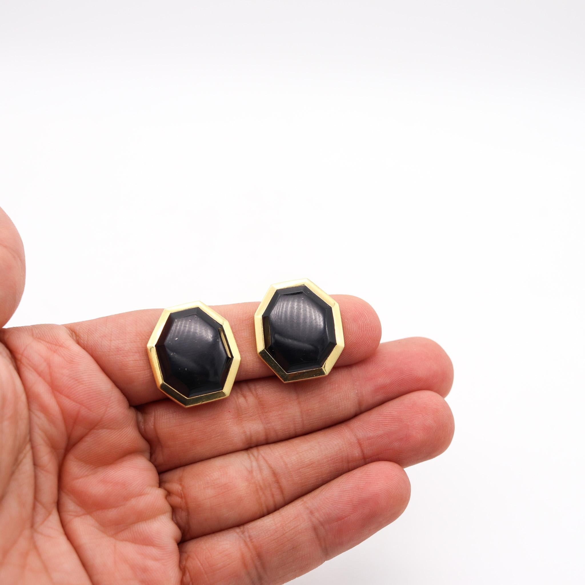 Tiffany & Co. 1980 Angela Cummings Geometric Earrings In 18Kt Gold With Onyx For Sale 1