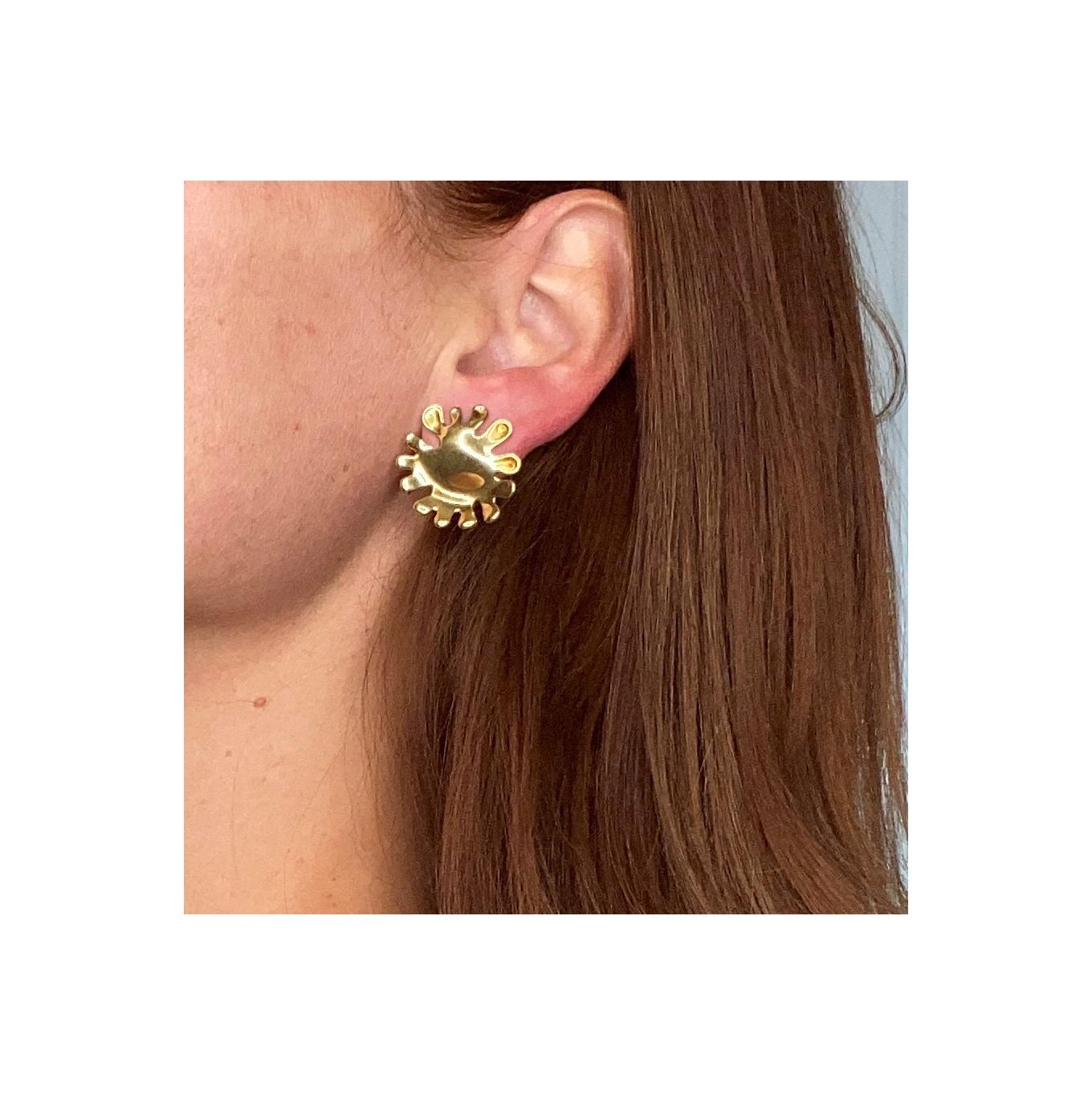 Tiffany Co 1980 by Angela Cummings Rare Nickelodeon Splash Earrings 18kt Gold In Excellent Condition In Miami, FL