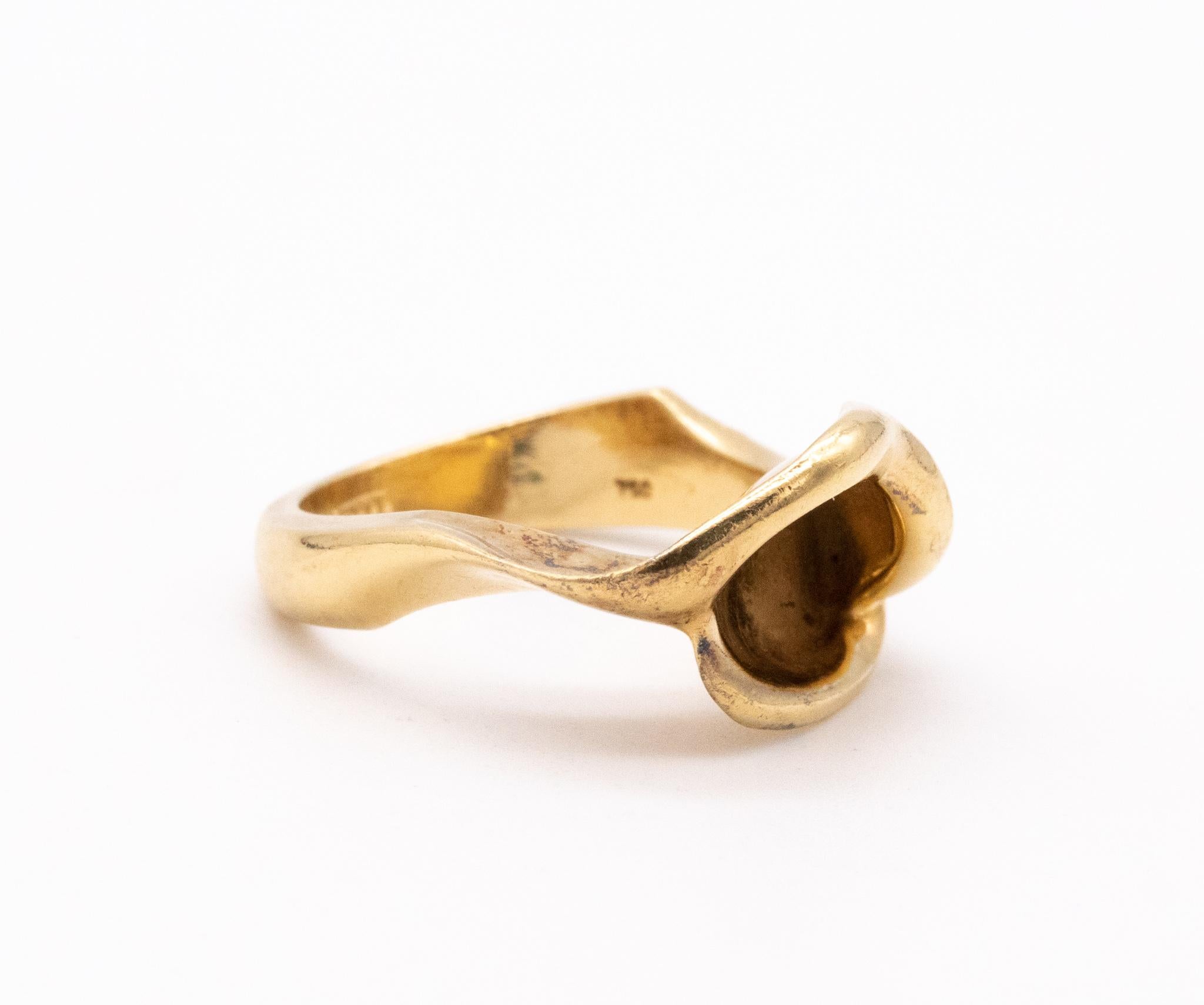 Women's Tiffany Co. 1980 by Elsa Peretti Sculptural Calla Lily Ring in 18Kt Yellow Gold For Sale