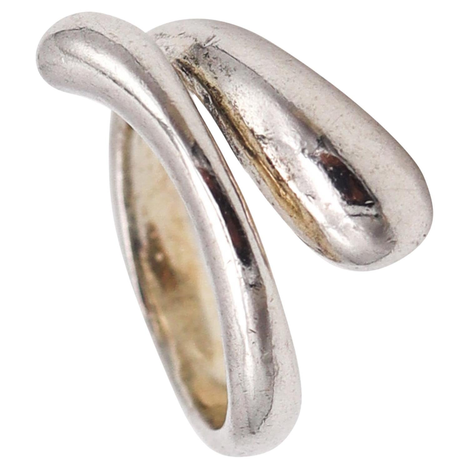 Tiffany & Co. 1980 Elsa Peretti Rare Teardrop Ring In Solid .925 Sterling Silver For Sale