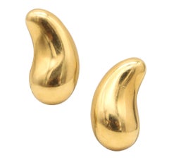 TIFFANY & CO. 1980 Elsa Peretti Tear Drops Clips-On Earrings In 18Kt Yellow Gold