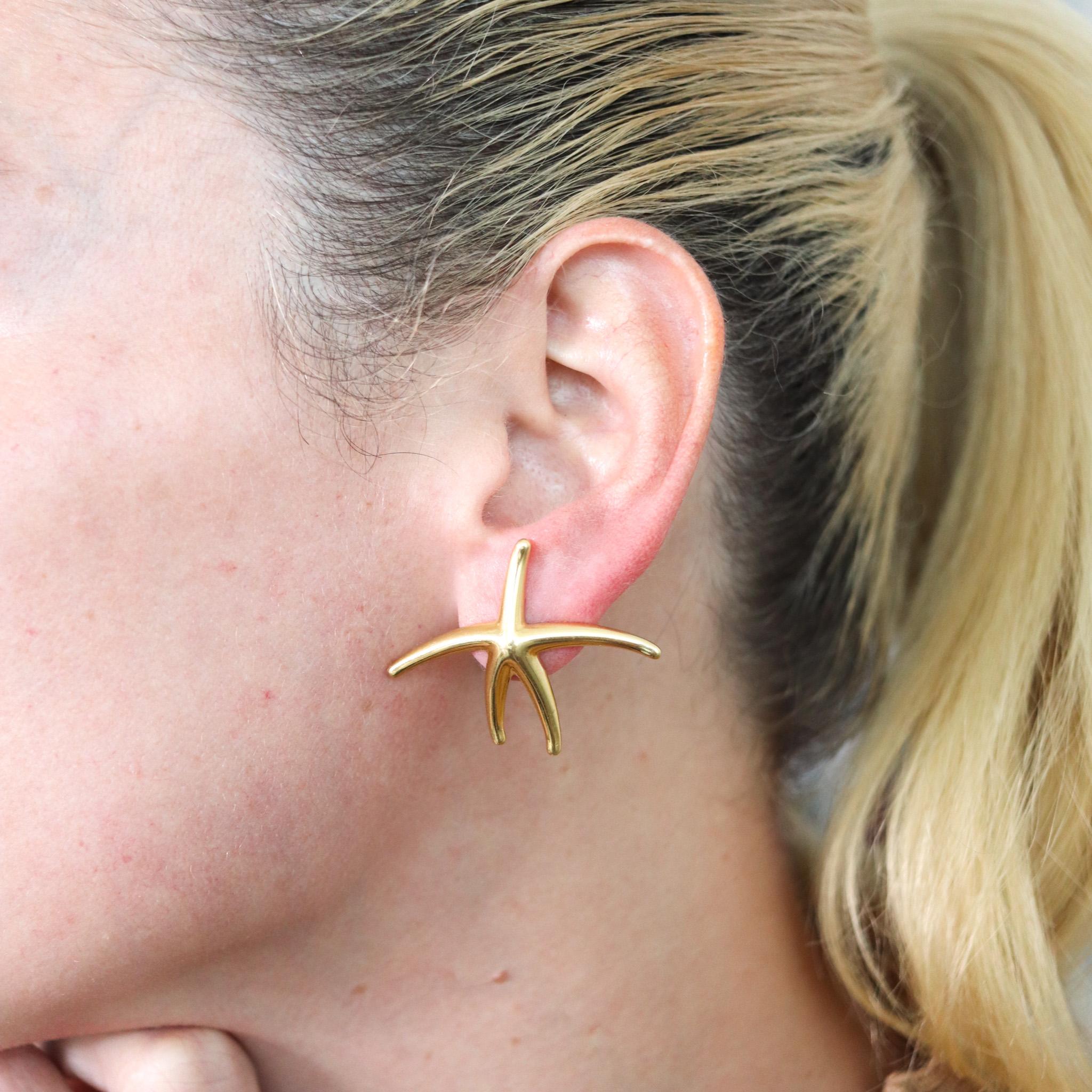Tiffany Co. 1980 New York by Elsa Peretti Starfish Earrings in 18kt Yellow Gold 3