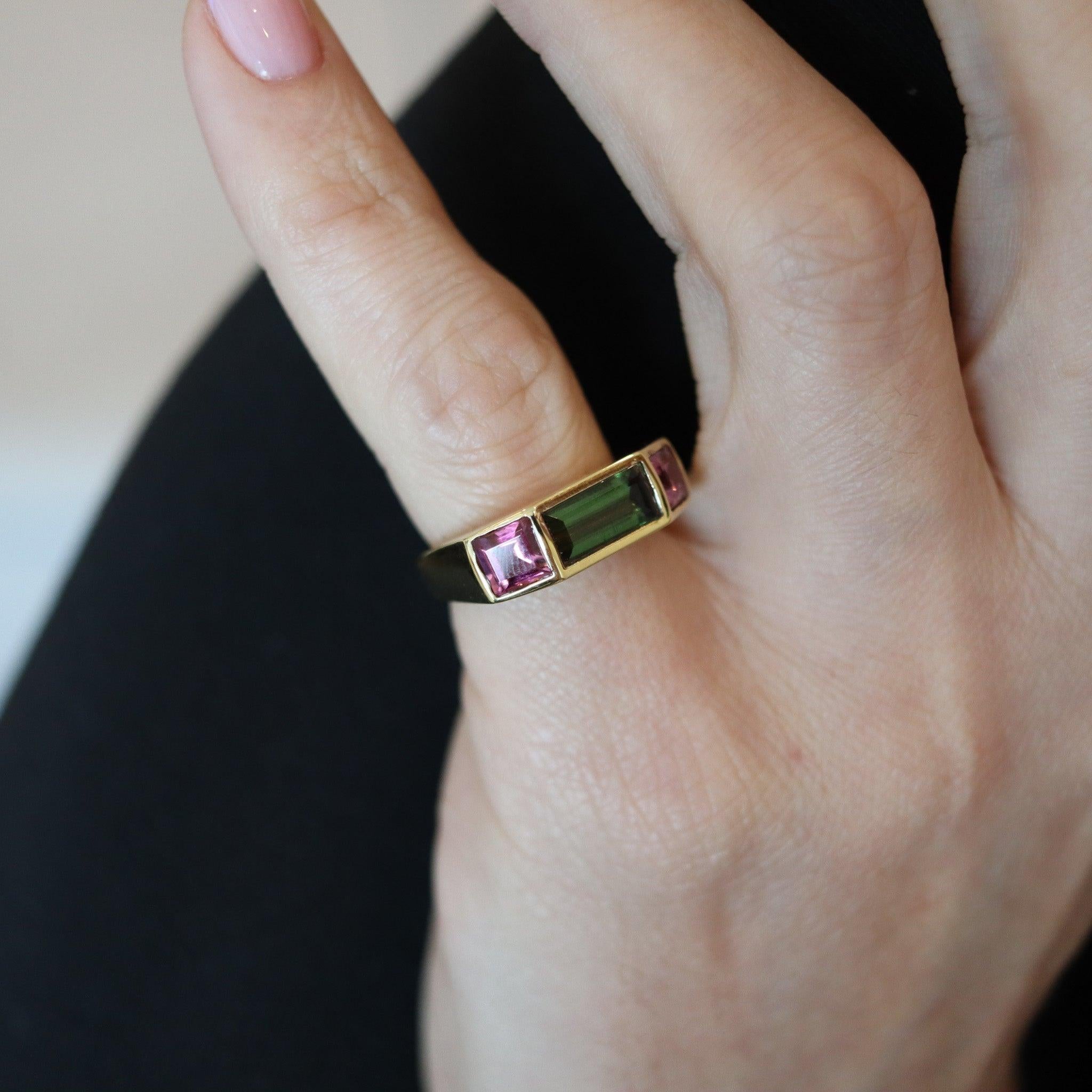 Geometric ring designed by Paloma Picasso for Tiffany & Co.

This is a beautiful three-stones settings ring, created at the Tiffany & Co. Studios in New York city by Paloma Picasso, back in the 1980. This geometric band ring has been carefully